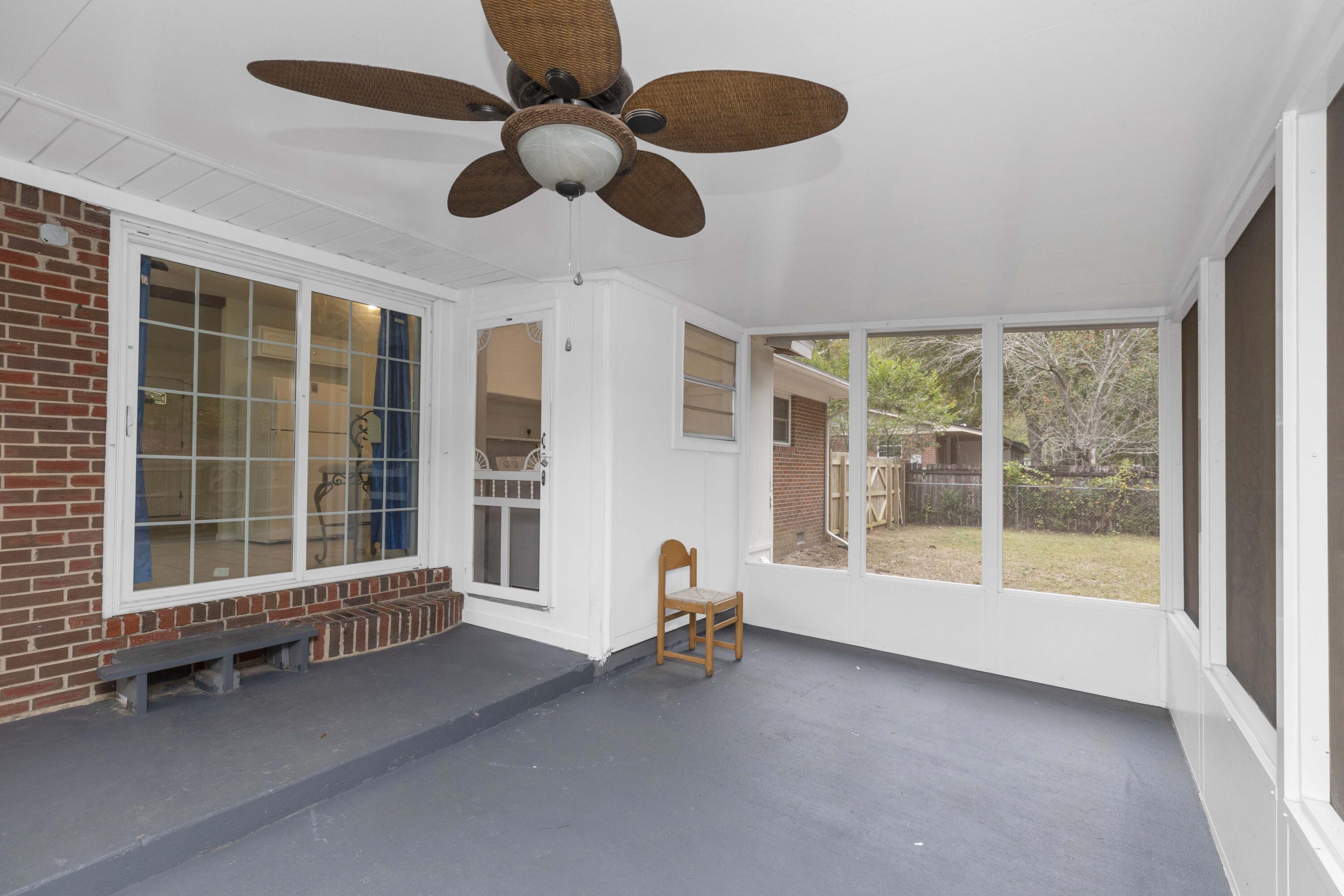 CRESTVIEW (231100.00) - Residential