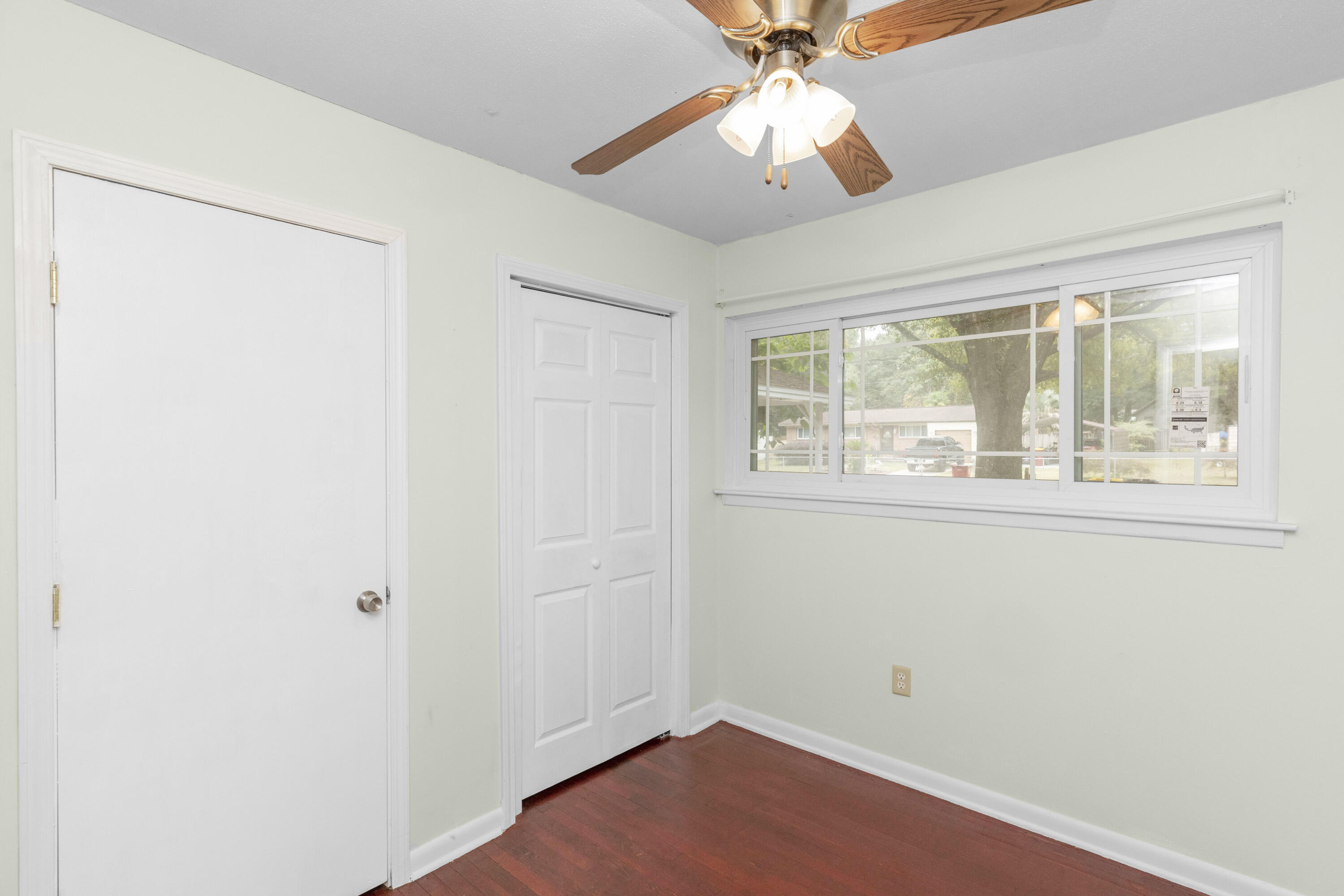 CRESTVIEW (231100.00) - Residential