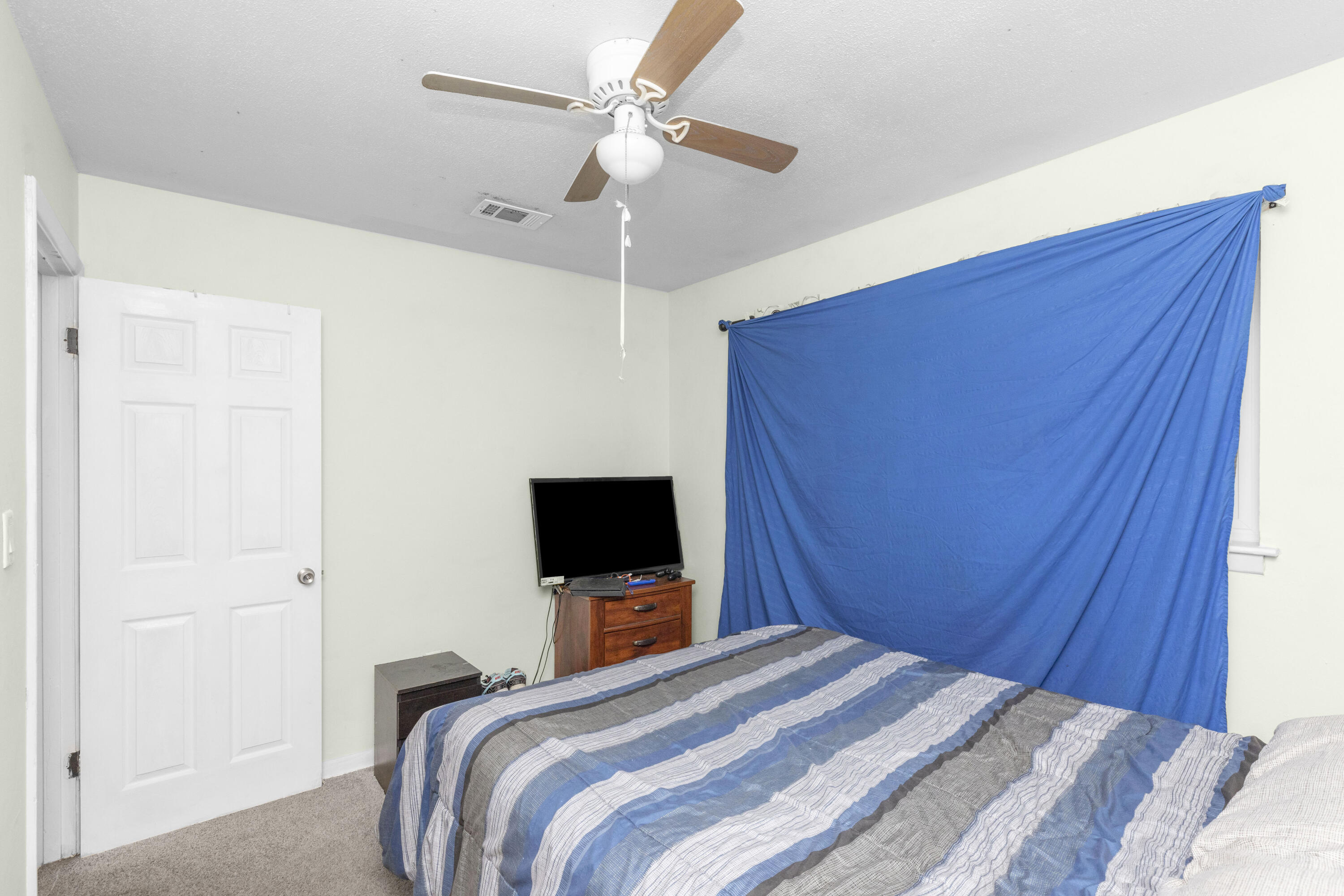 CRESTVIEW (231100.00) - Residential