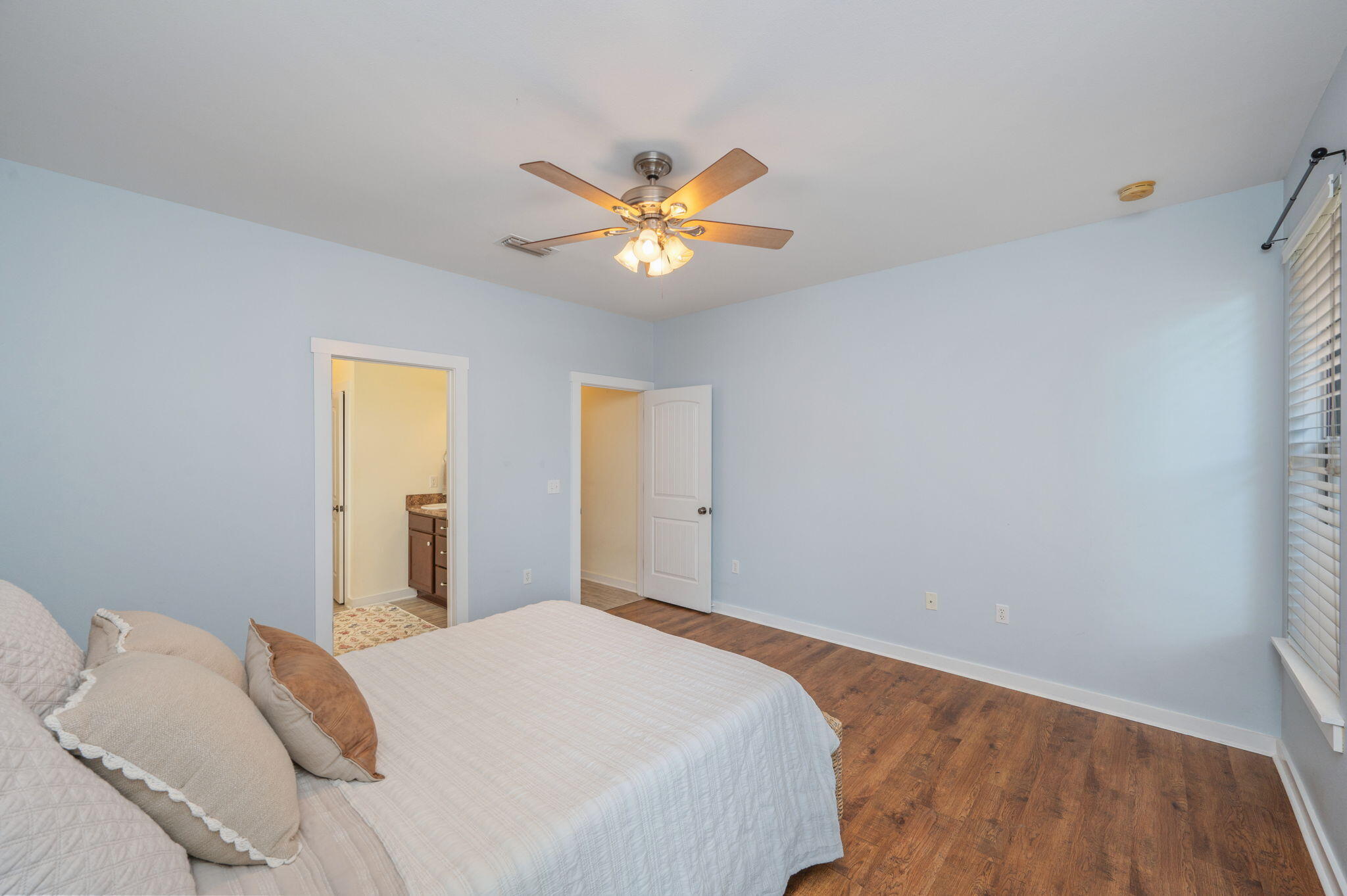 WALSH GLEN ESTATES - Residential