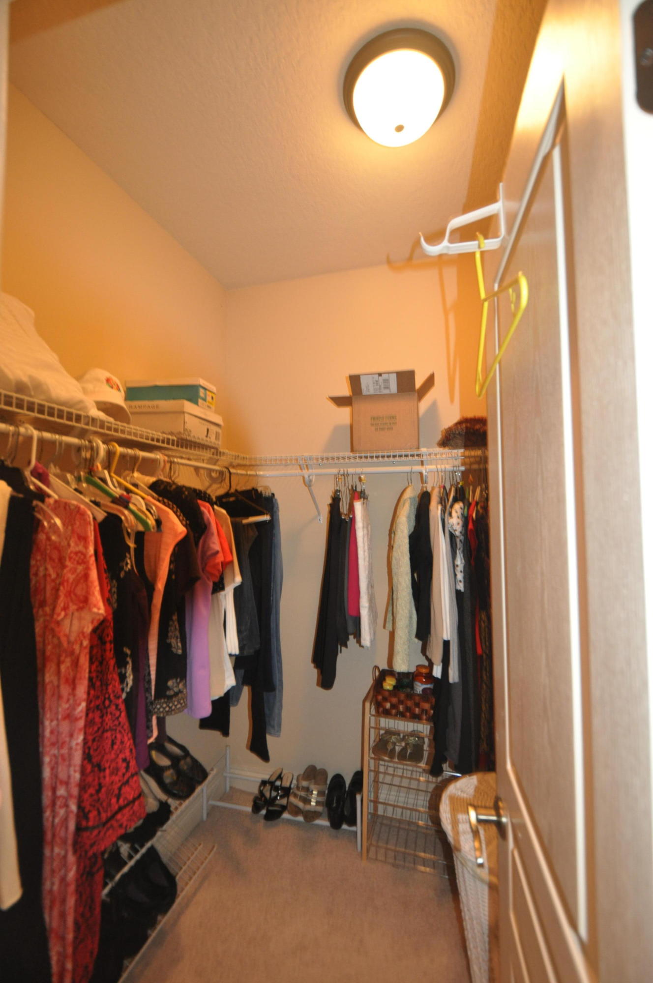 CHARDONNAY ESTATES - Residential