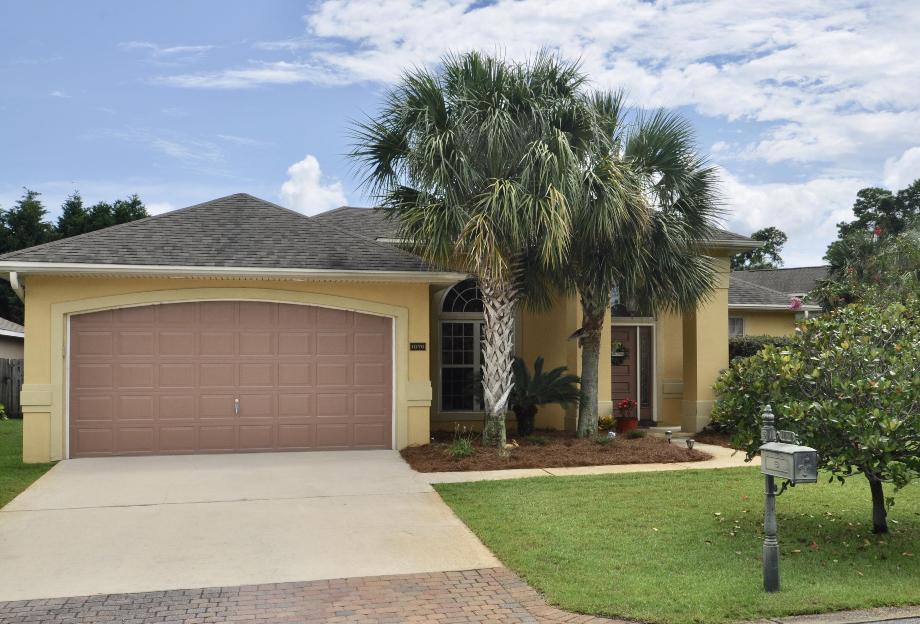 CHARDONNAY ESTATES - Residential