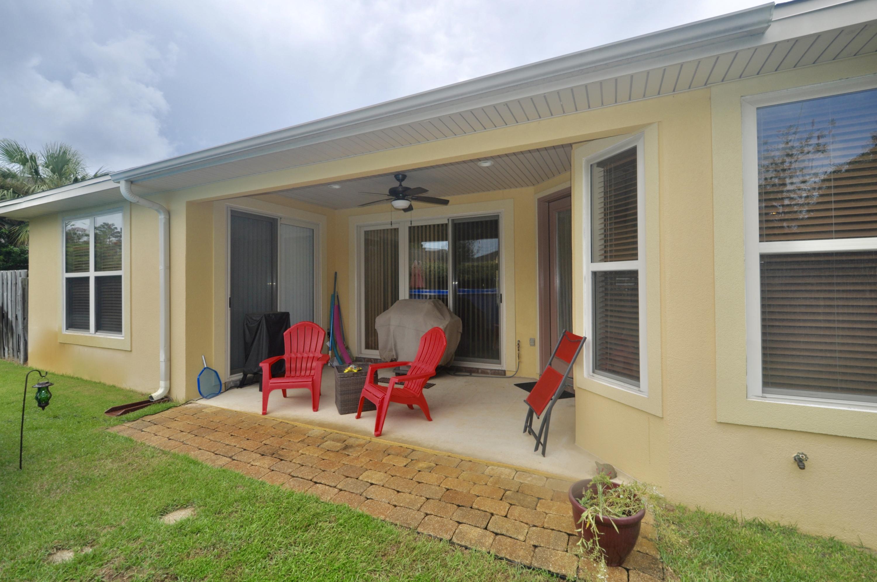 CHARDONNAY ESTATES - Residential