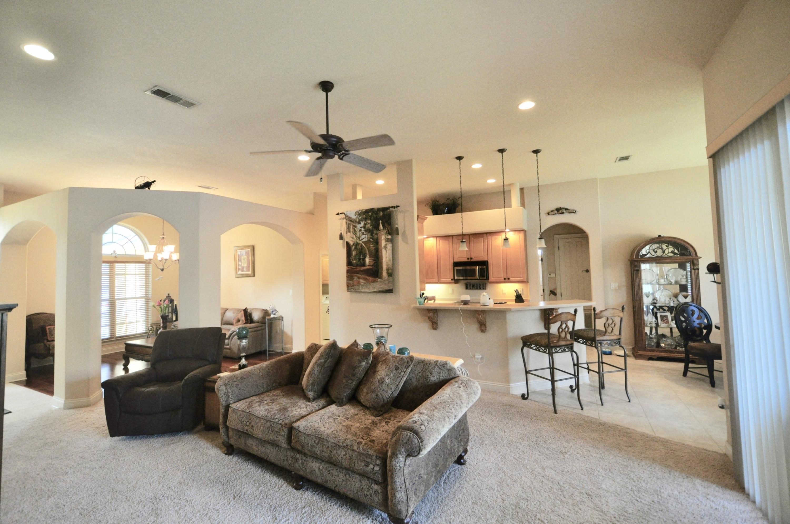 CHARDONNAY ESTATES - Residential