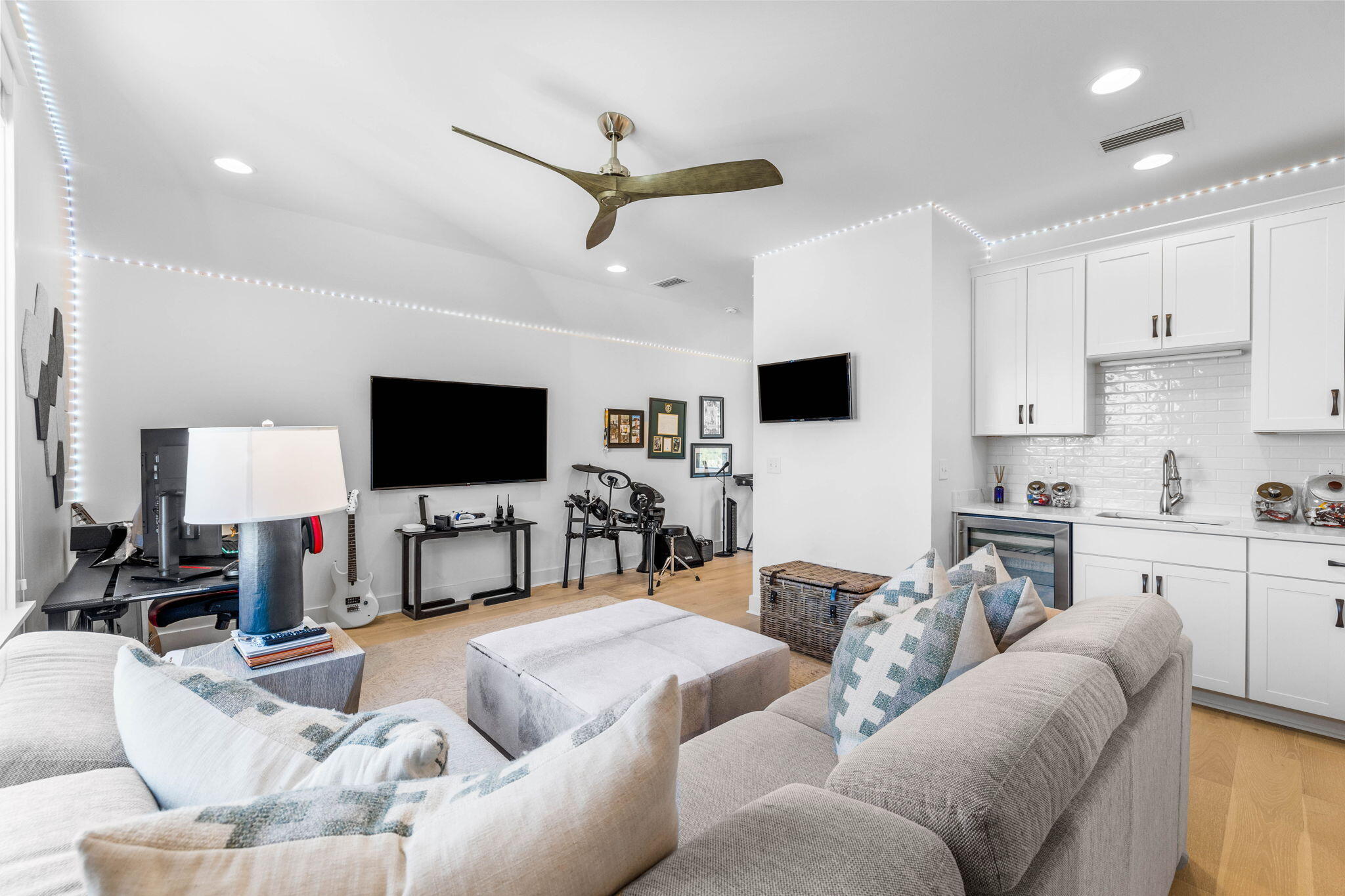 WATERSOUND ORIGINS - Residential Lease