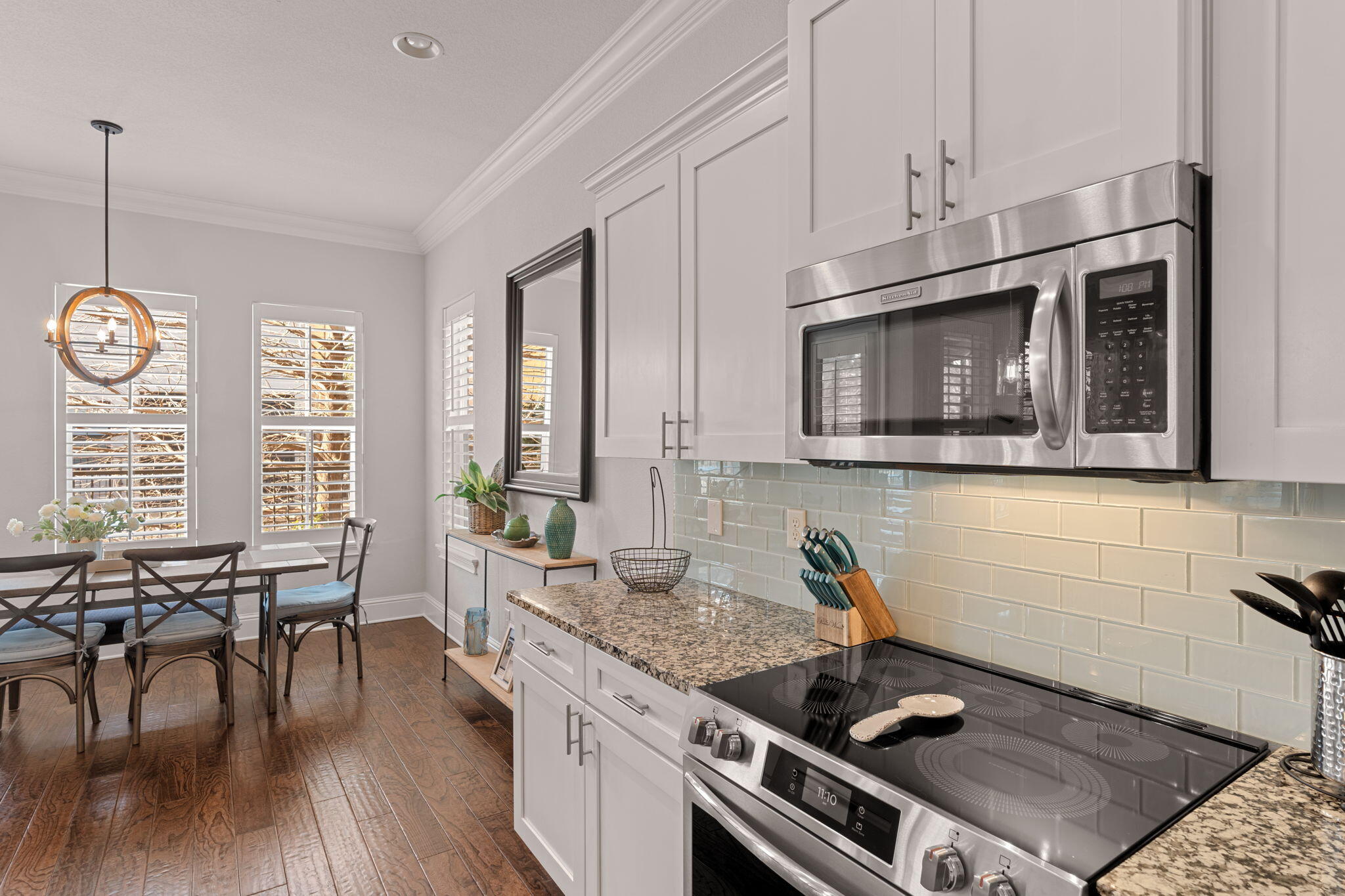 VILLA LAGO - Residential