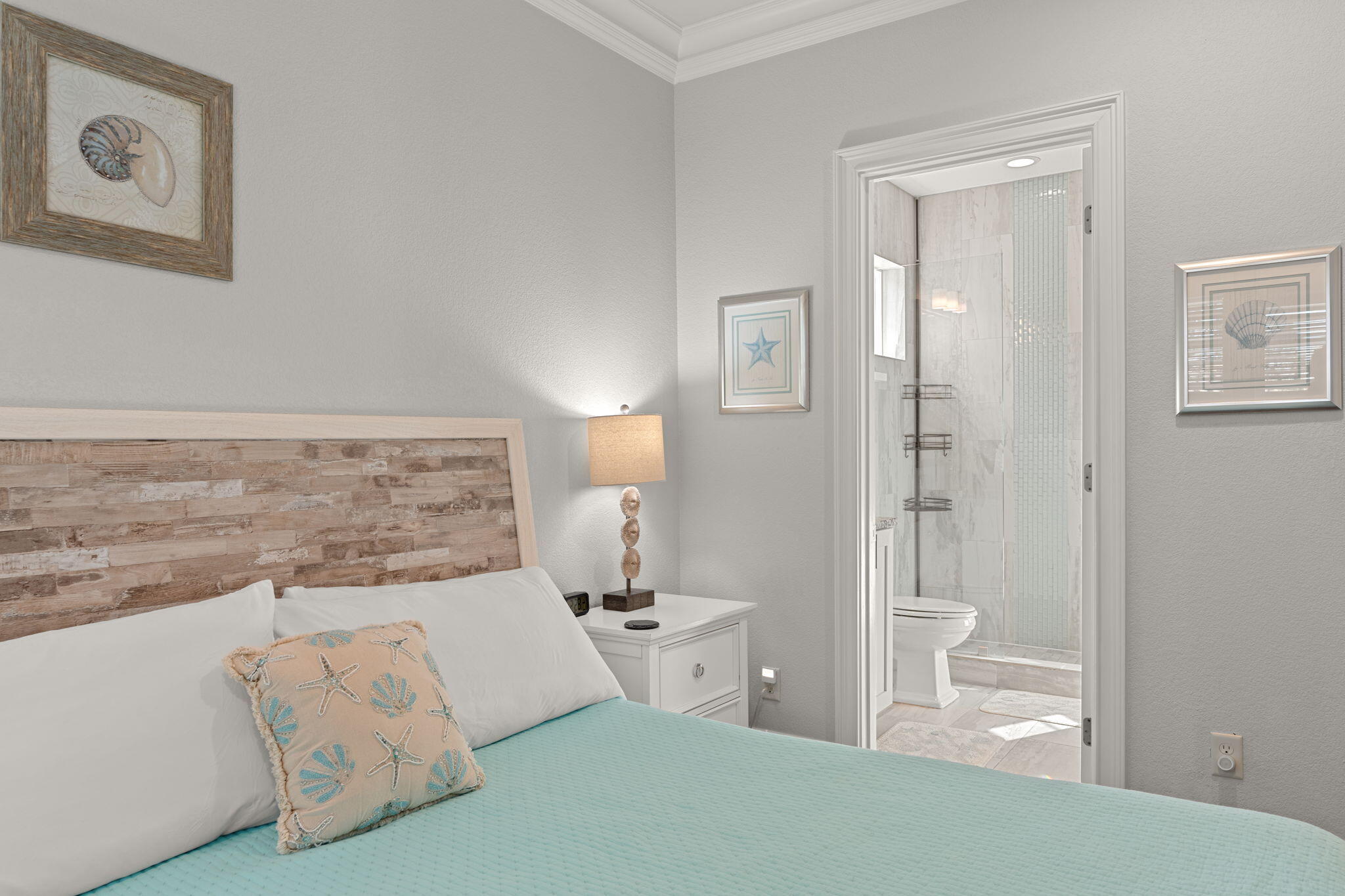 VILLA LAGO - Residential