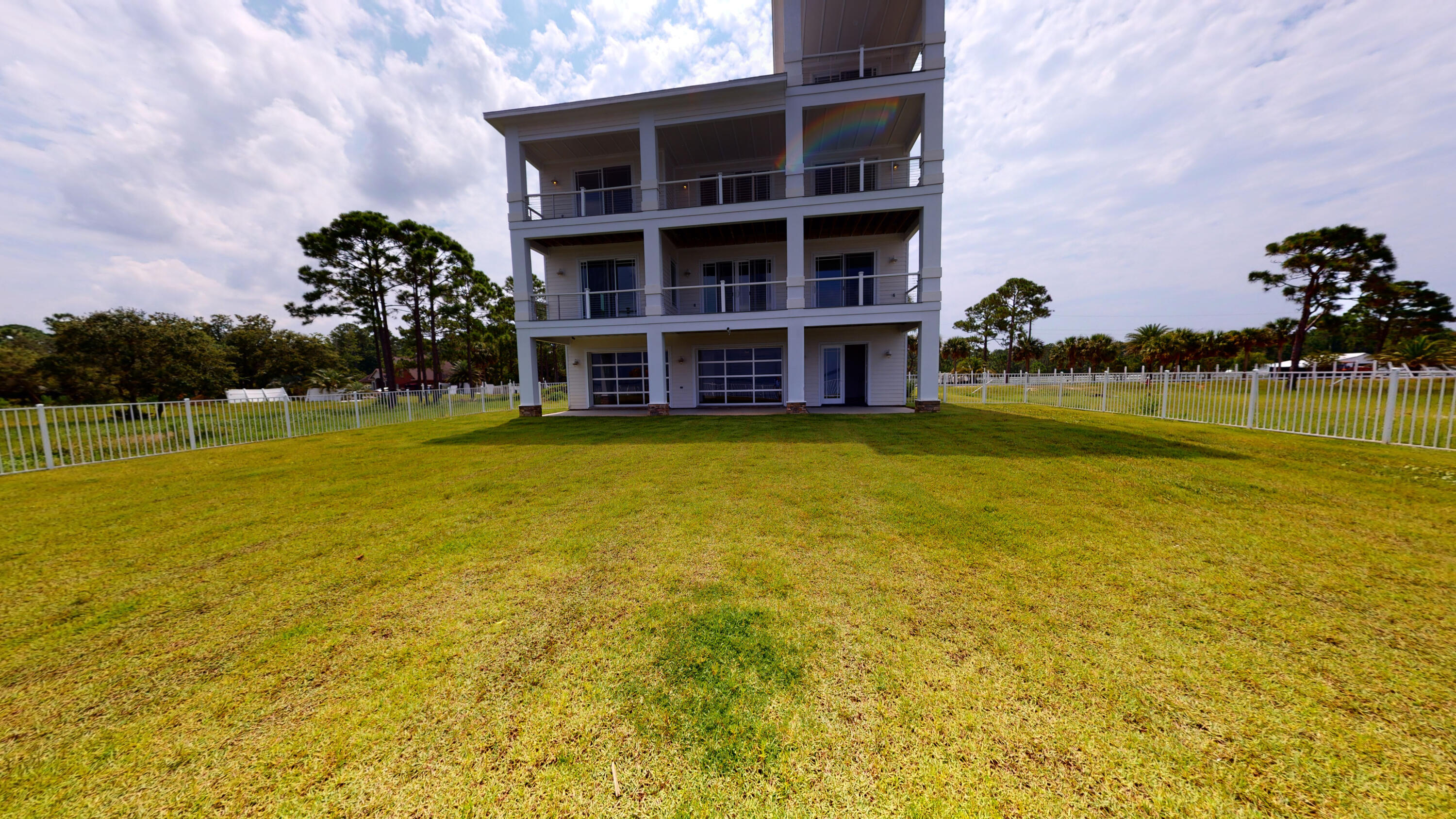 PALE MOON ESTATES - Residential