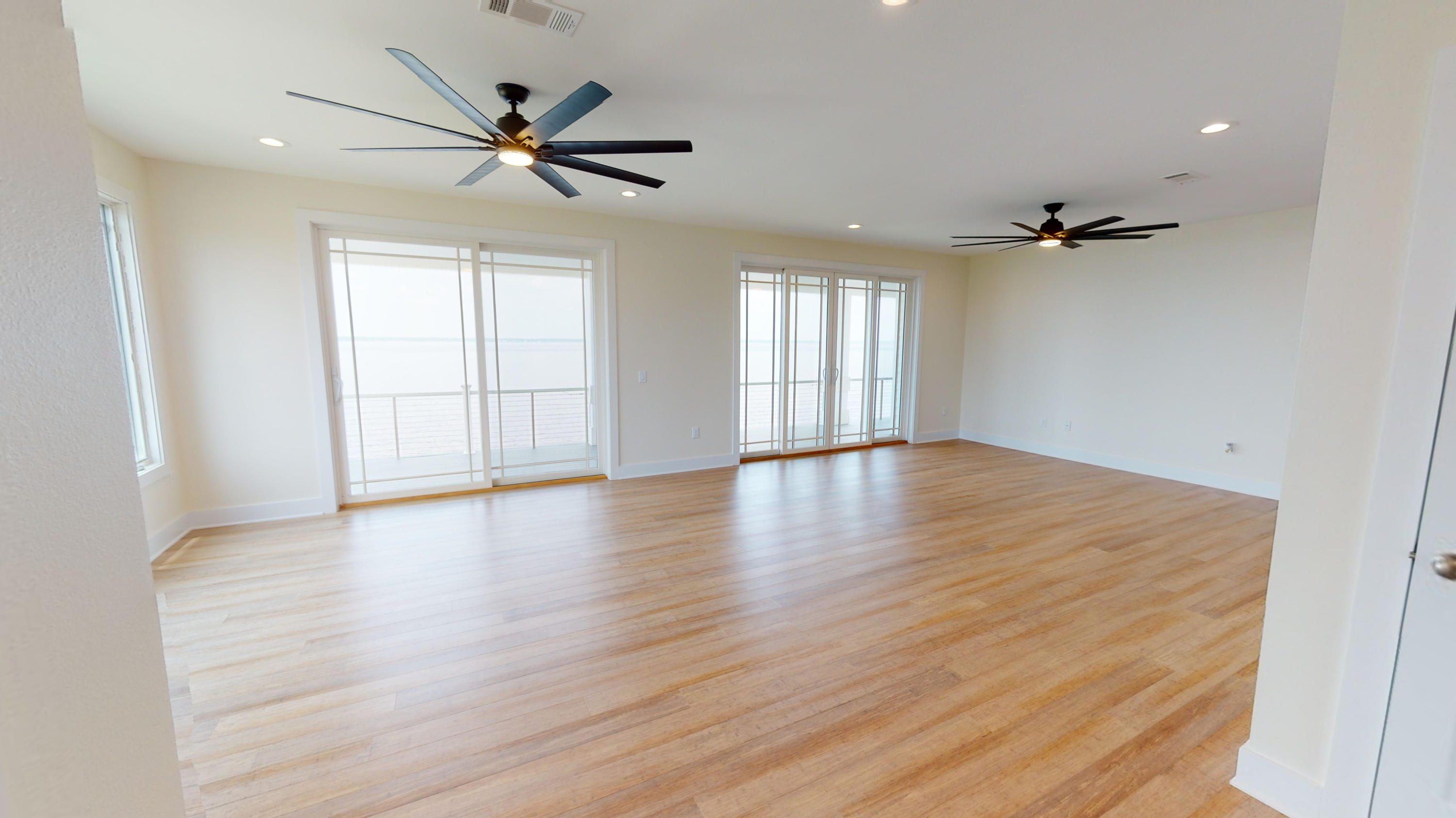 PALE MOON ESTATES - Residential