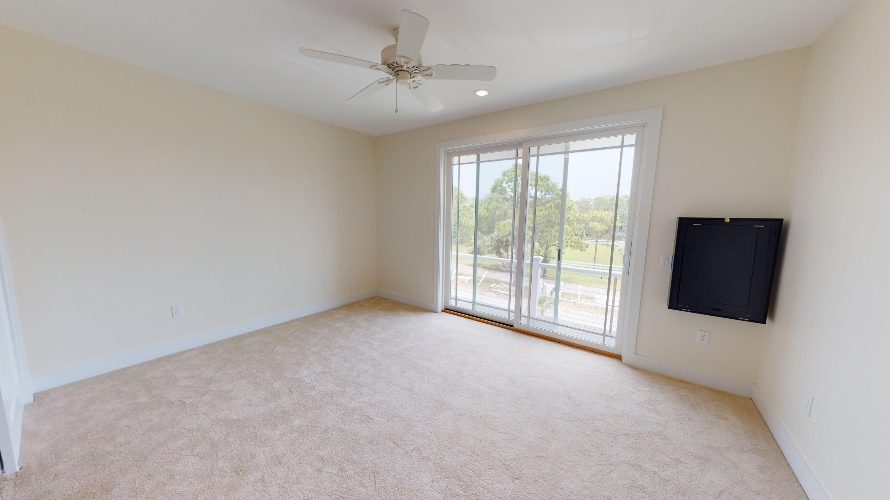 PALE MOON ESTATES - Residential