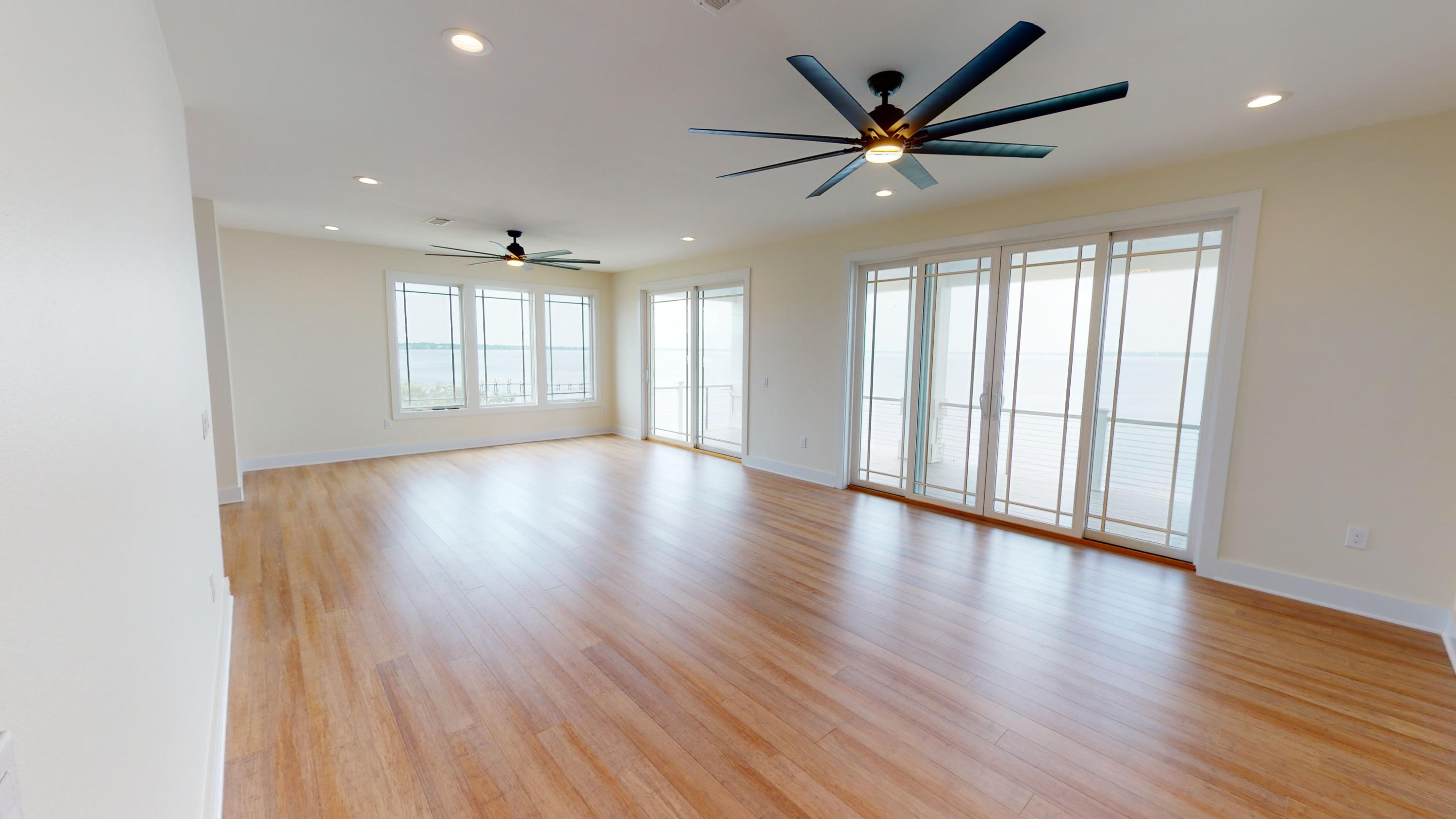 PALE MOON ESTATES - Residential