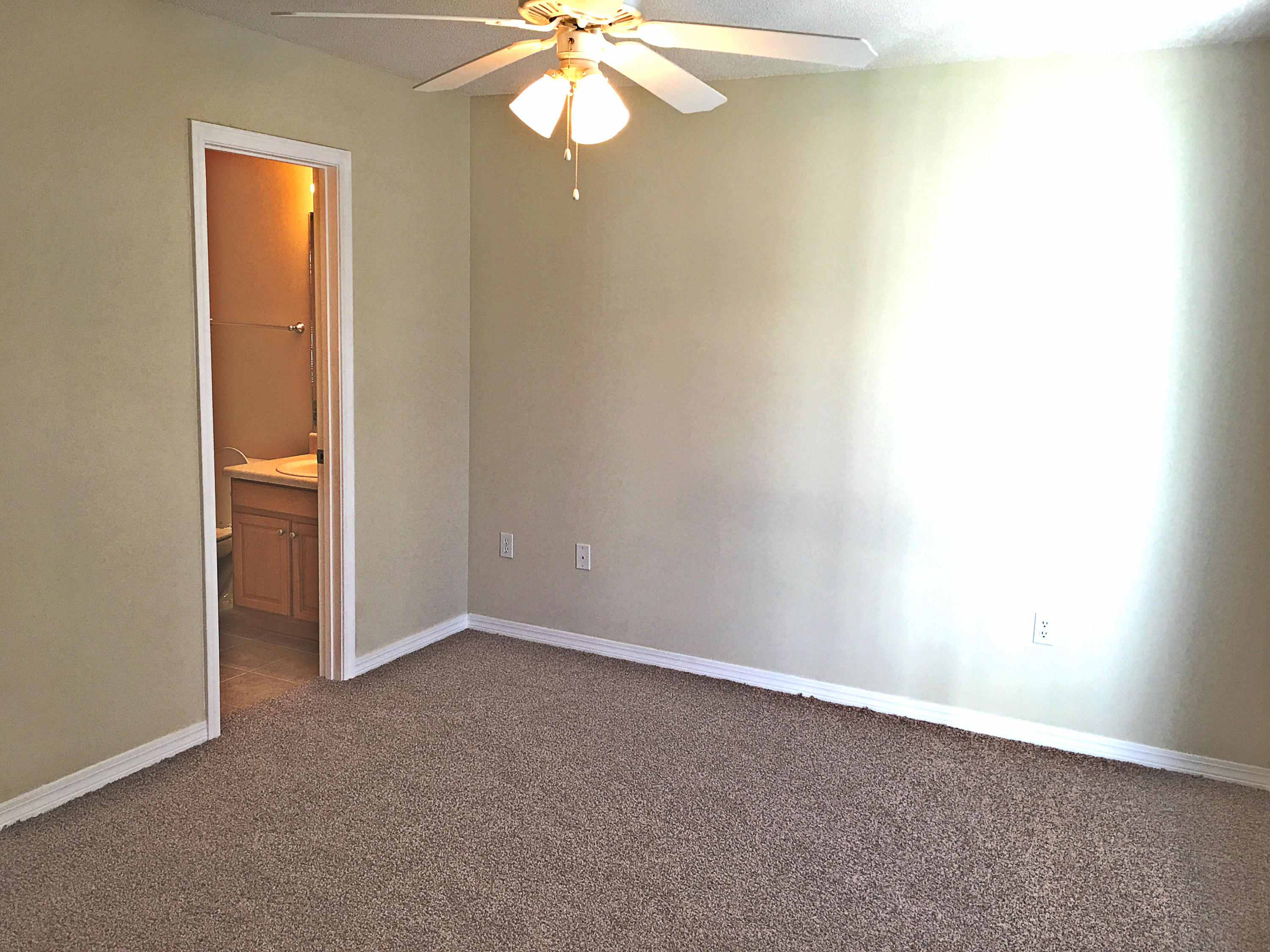 THE PINES - Residential