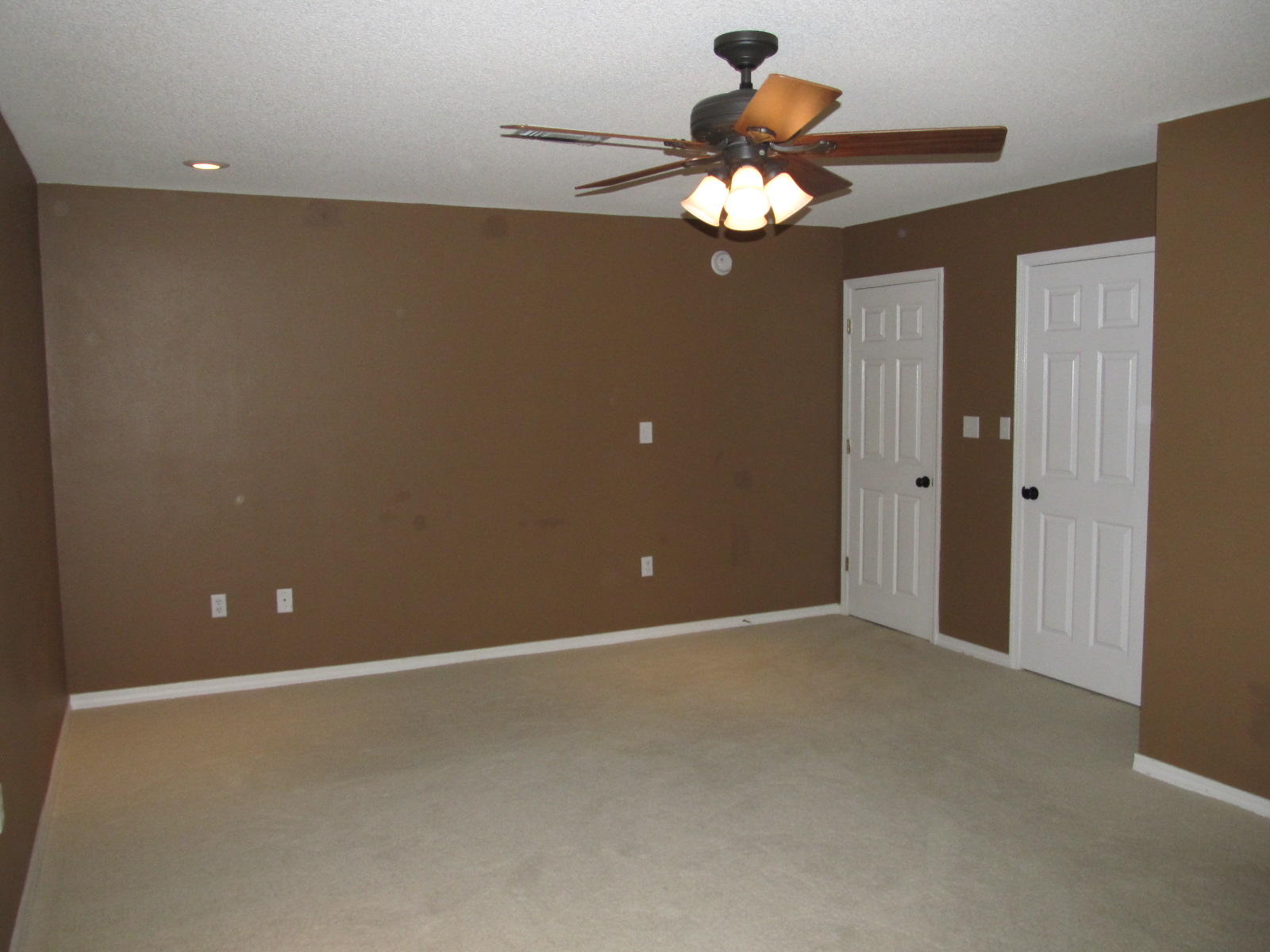 EMERALD VILLAGE S/D - Residential