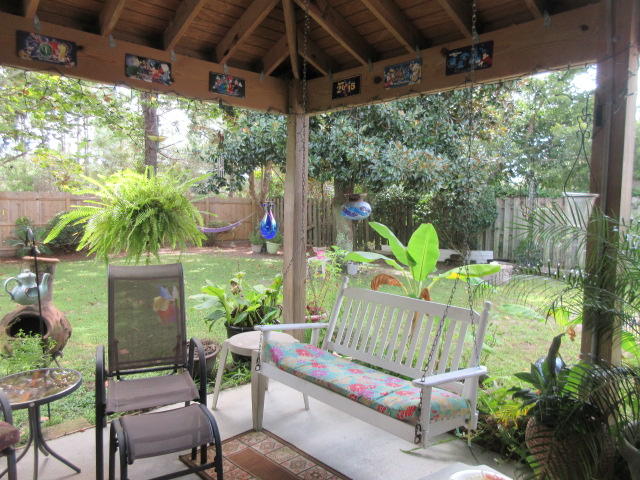 EMERALD WALK - Residential