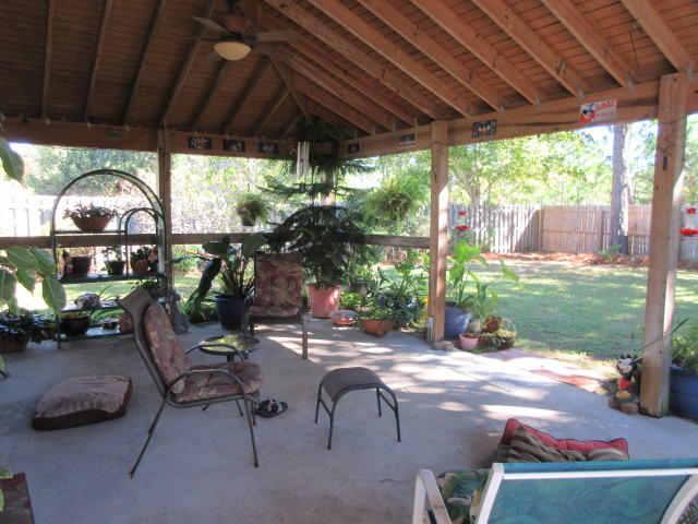 EMERALD WALK - Residential