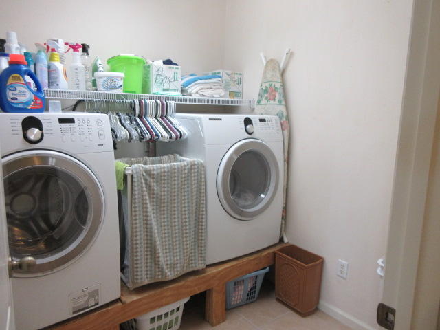 EMERALD WALK - Residential