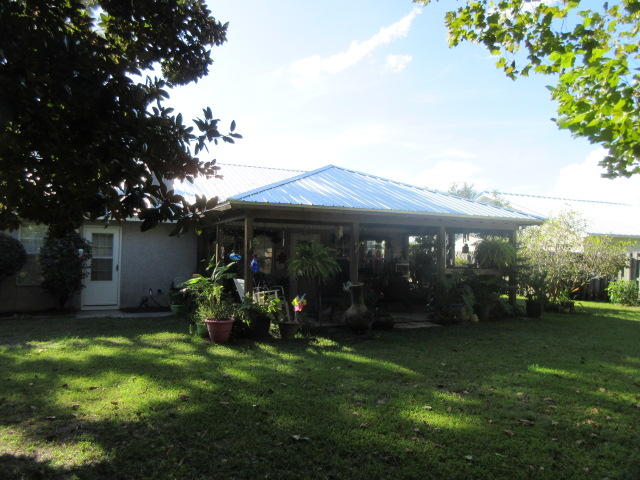 EMERALD WALK - Residential