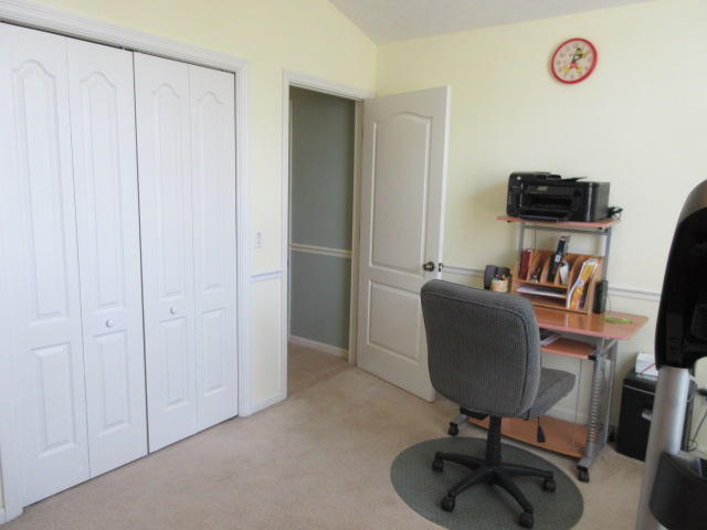 EMERALD WALK - Residential