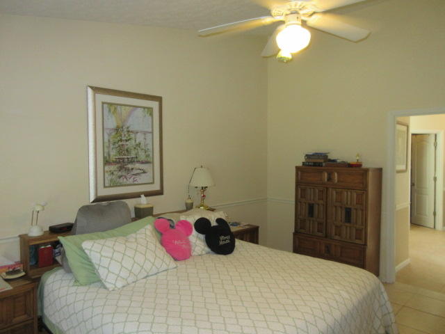 EMERALD WALK - Residential