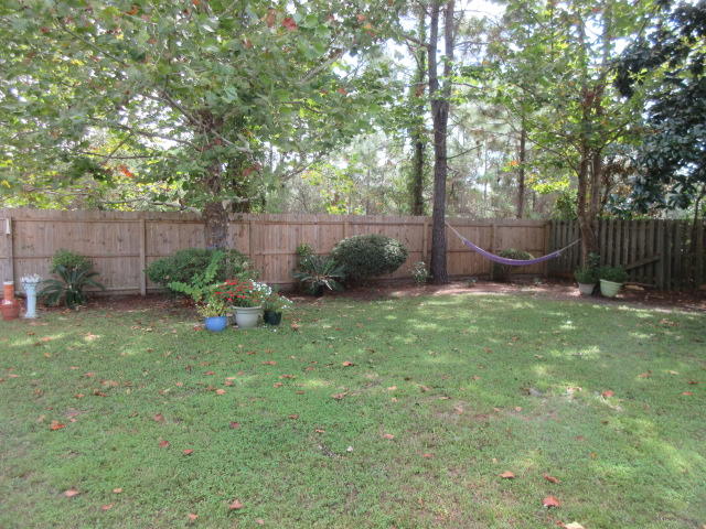 EMERALD WALK - Residential