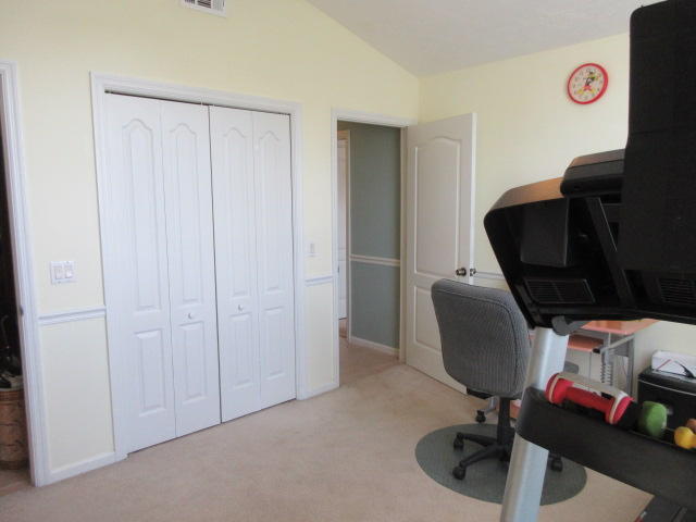 EMERALD WALK - Residential