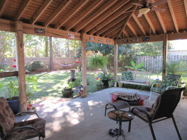 EMERALD WALK - Residential