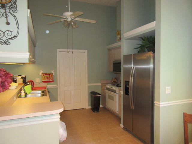 EMERALD WALK - Residential