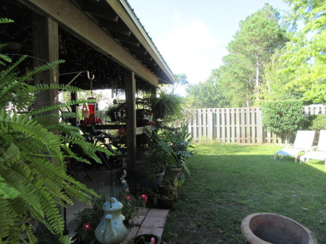 EMERALD WALK - Residential