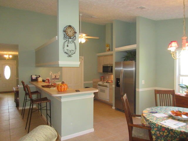 EMERALD WALK - Residential