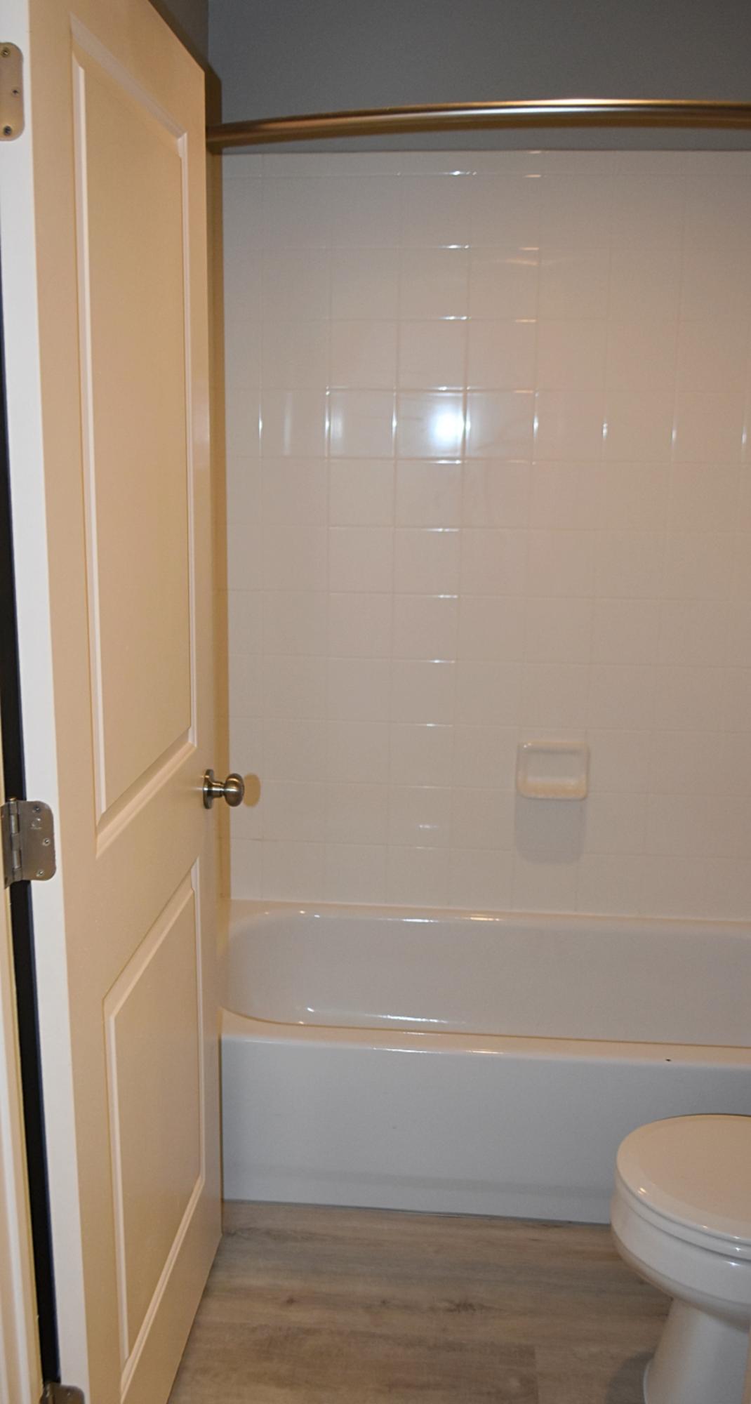 VERANDAS OF FREEPORT, THE - Residential Lease