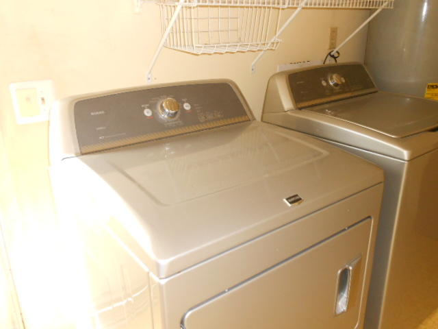 OAKDALE MINI FARMS - Residential