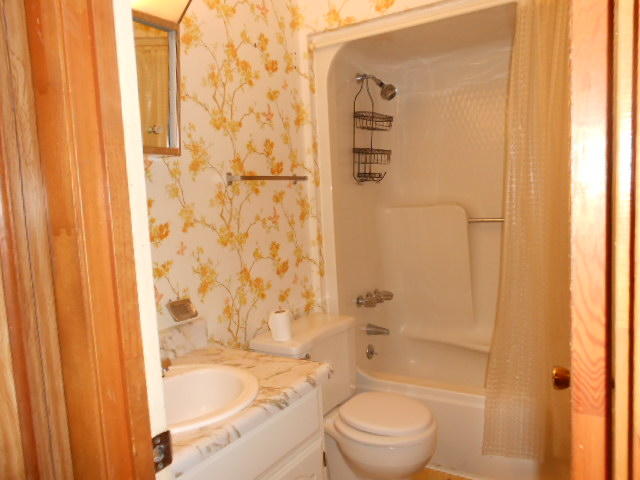 OAKDALE MINI FARMS - Residential