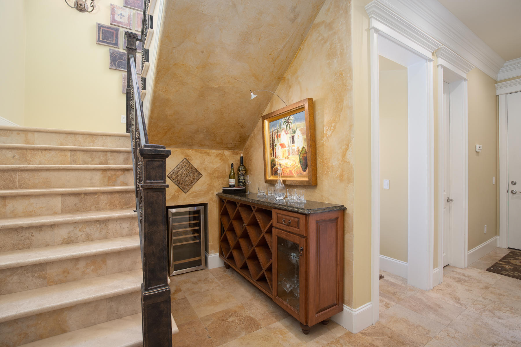 BURNT PINE - Residential