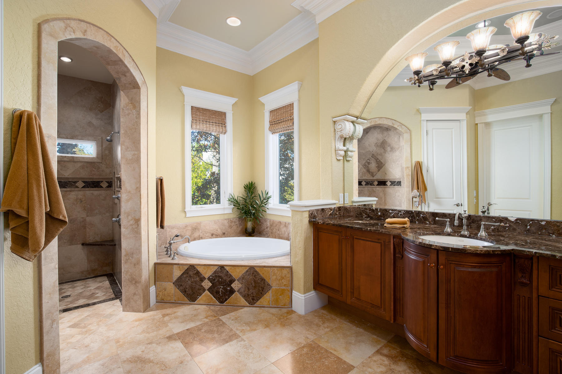 BURNT PINE - Residential