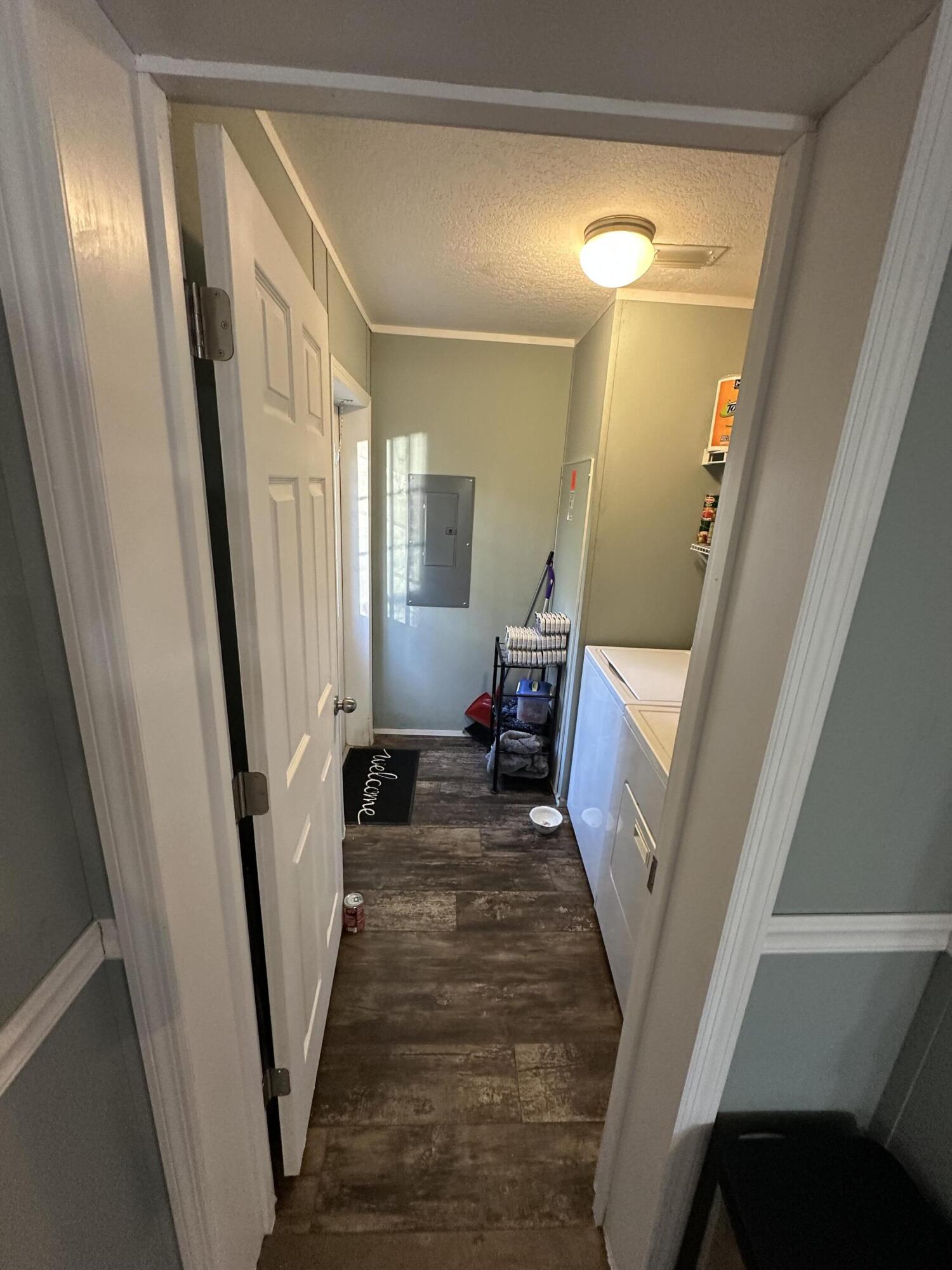 NO RECORDED SUBDIVISION - Residential