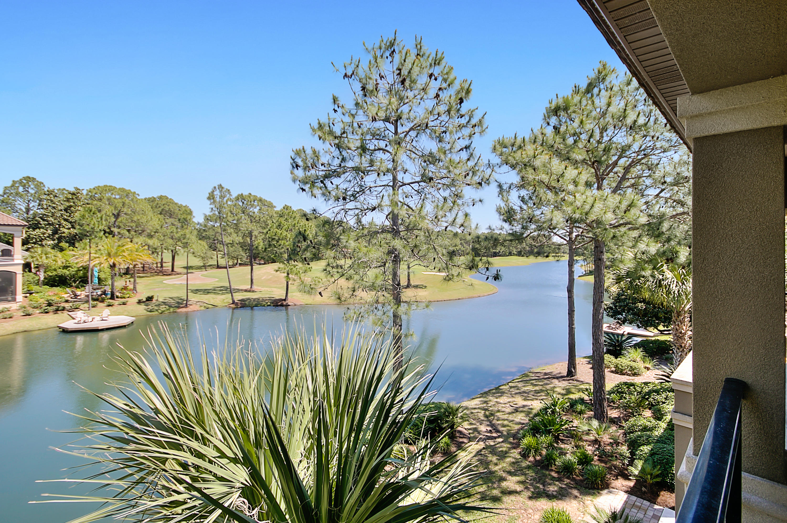 BURNT PINE - Residential