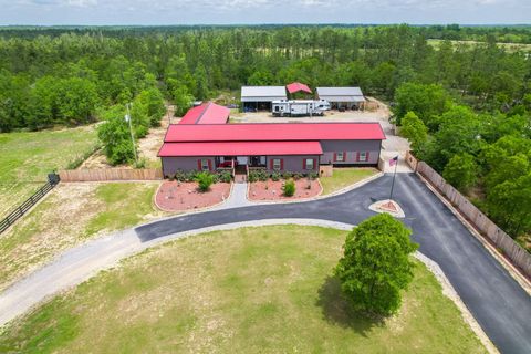 2612 NW County Rd 274 Fountain FL 32438