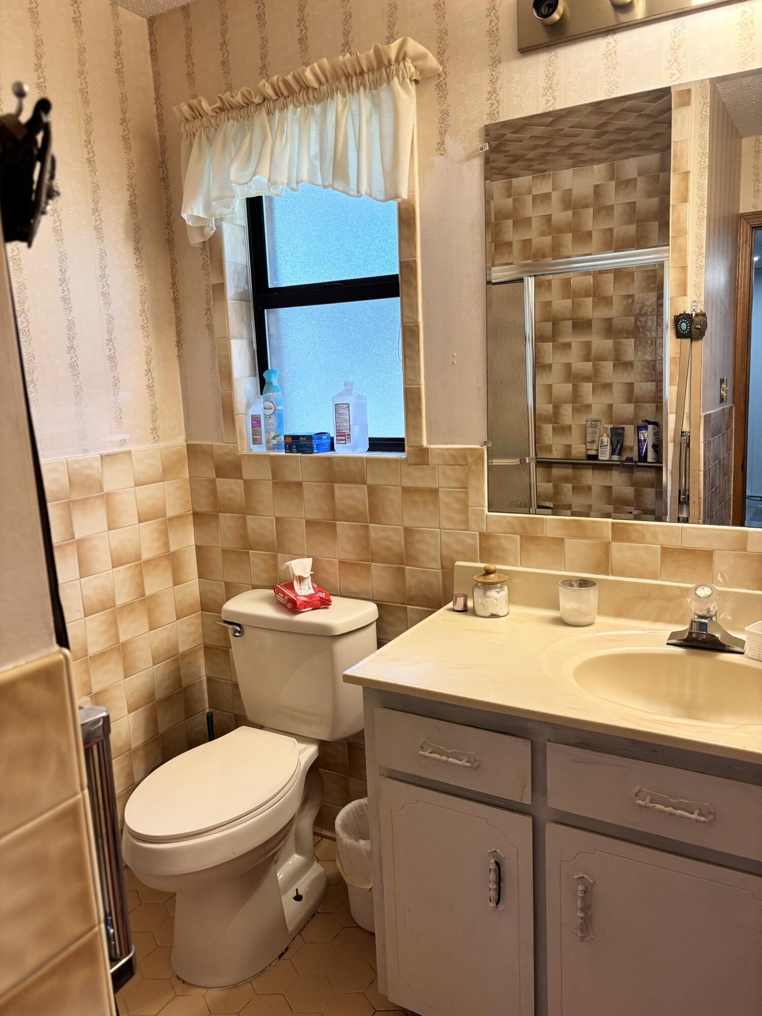 LAKE JUNIPER ESTATES UNIT 3 - Residential