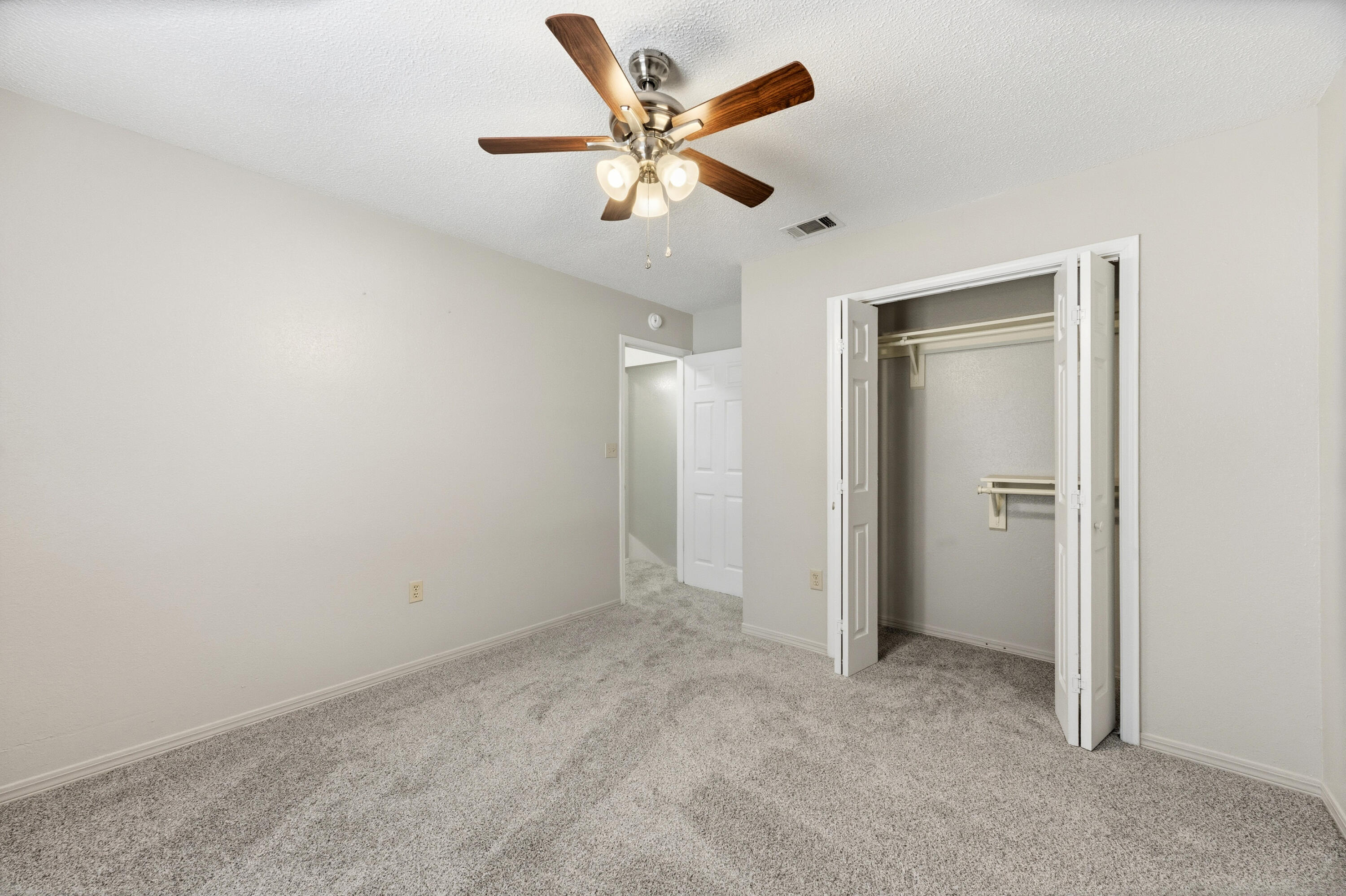 VALLEY T/H - Residential