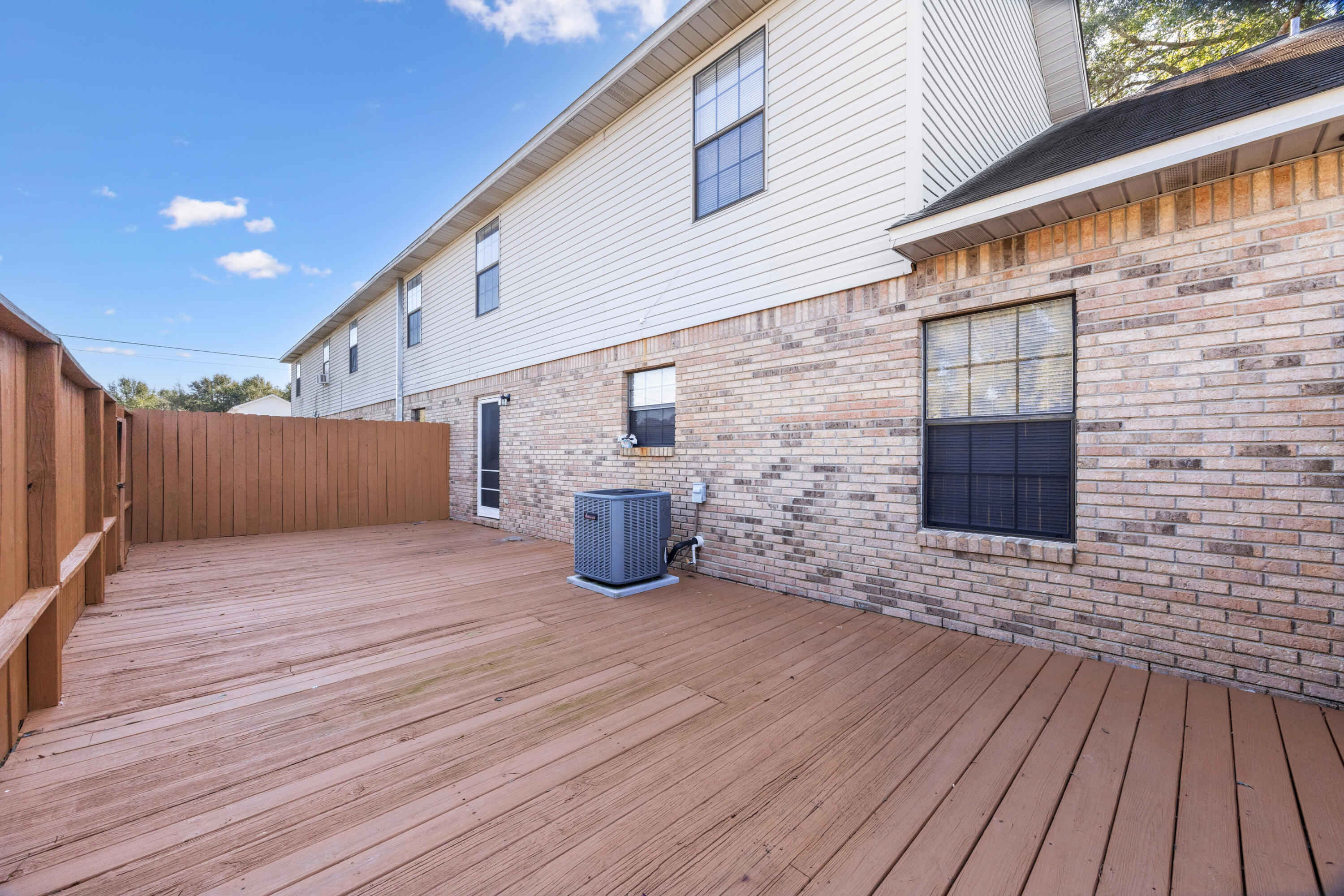 VALLEY T/H - Residential