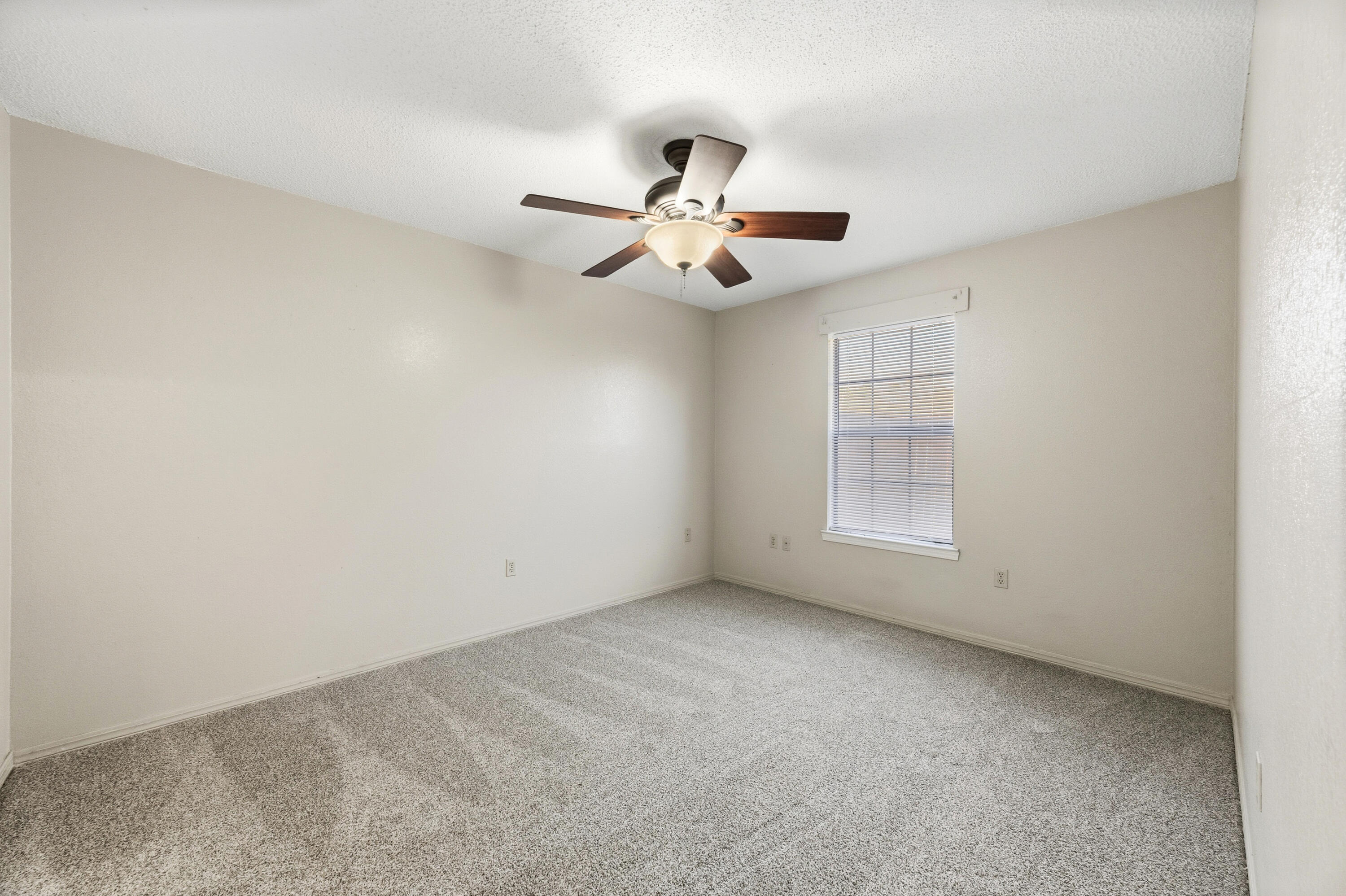 VALLEY T/H - Residential