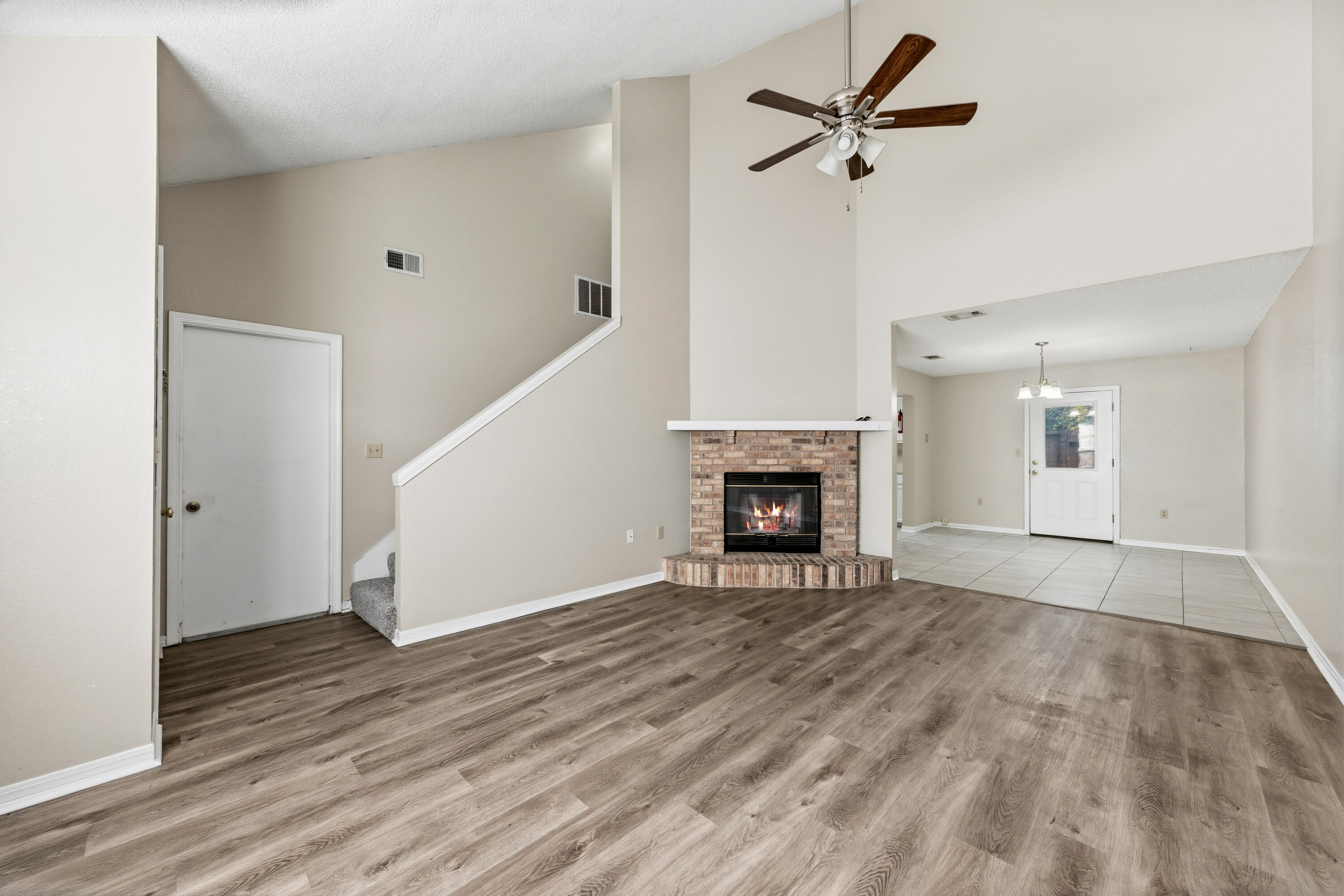 VALLEY T/H - Residential