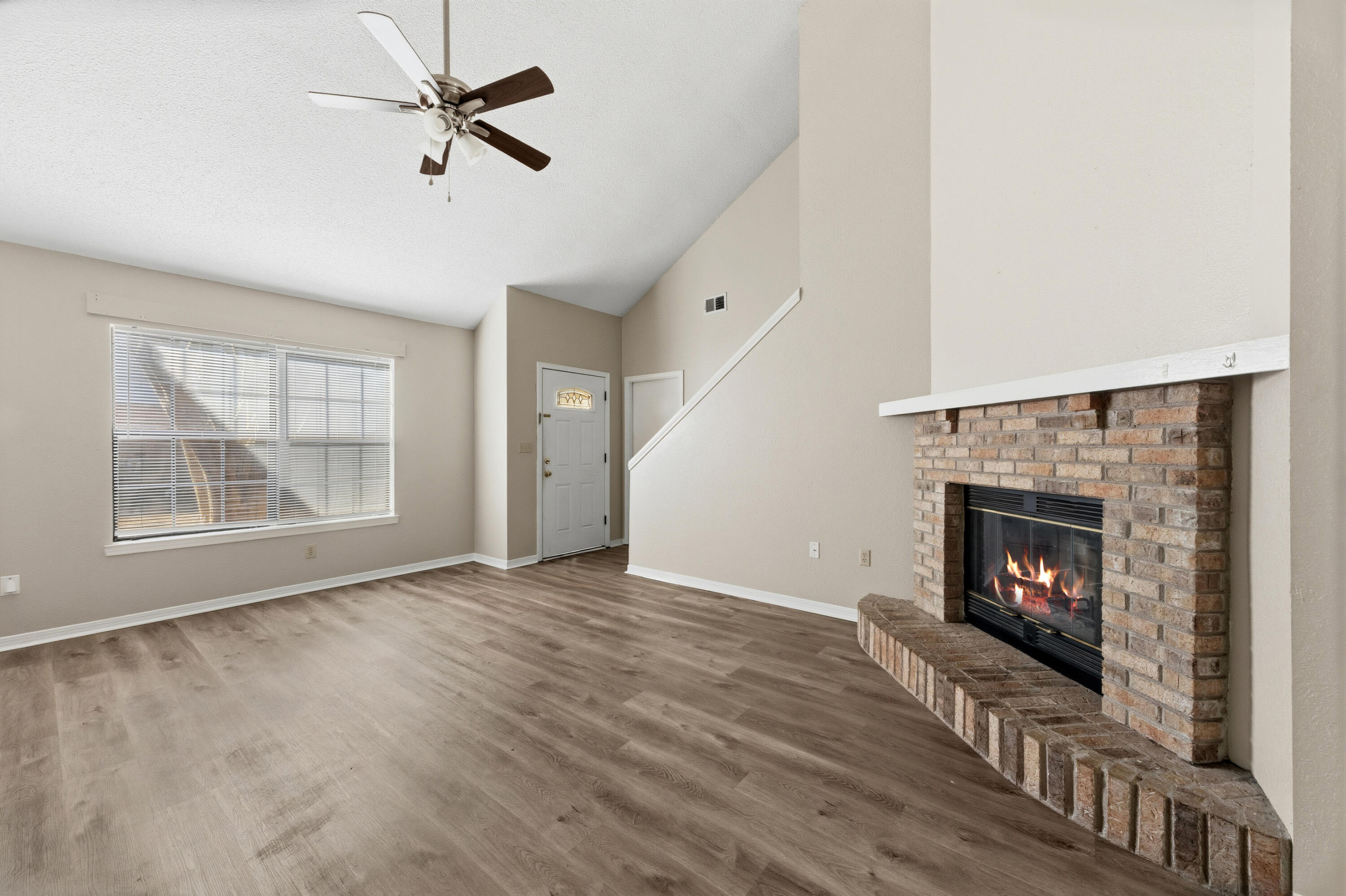 VALLEY T/H - Residential