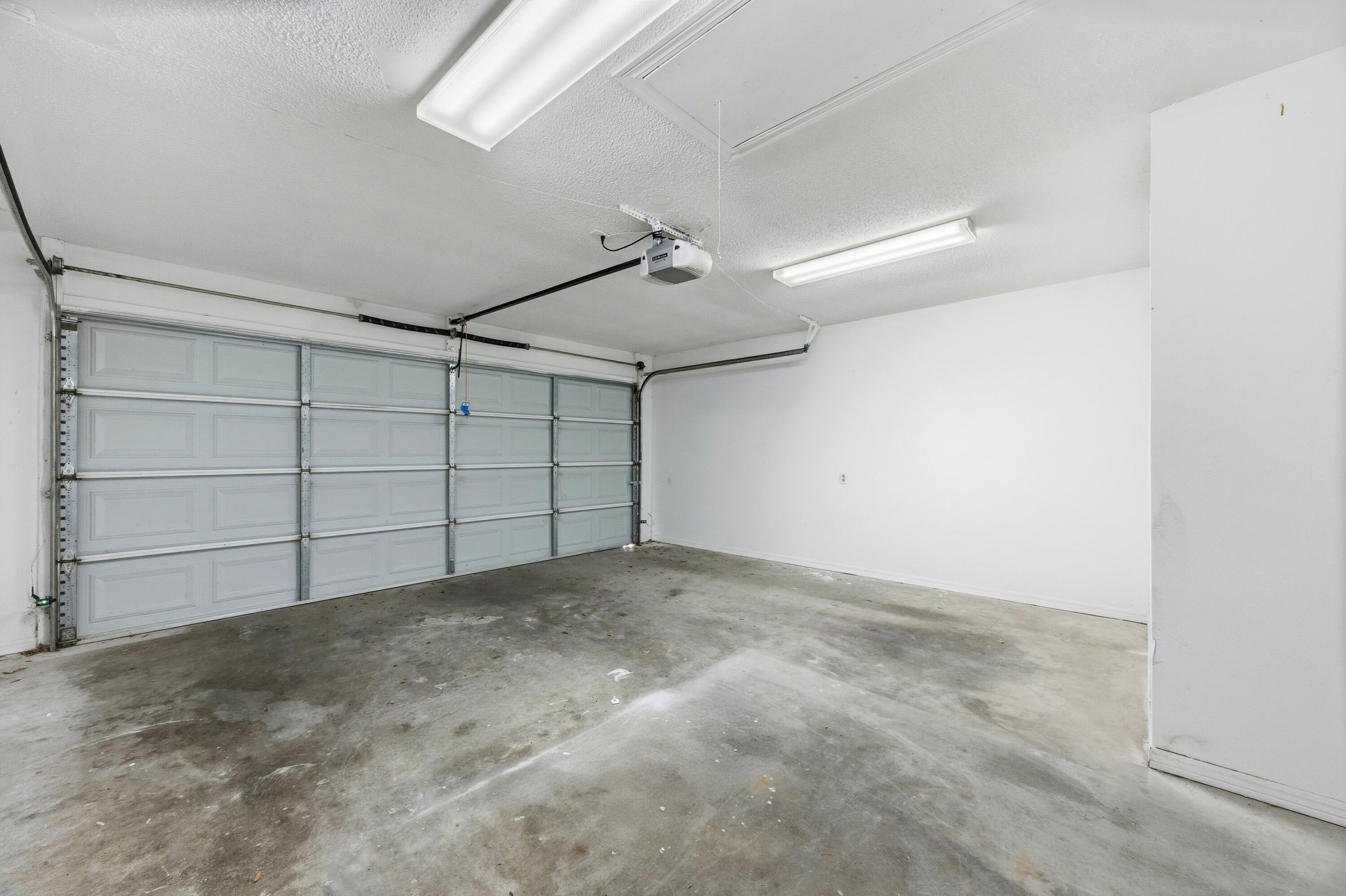 VALLEY T/H - Residential