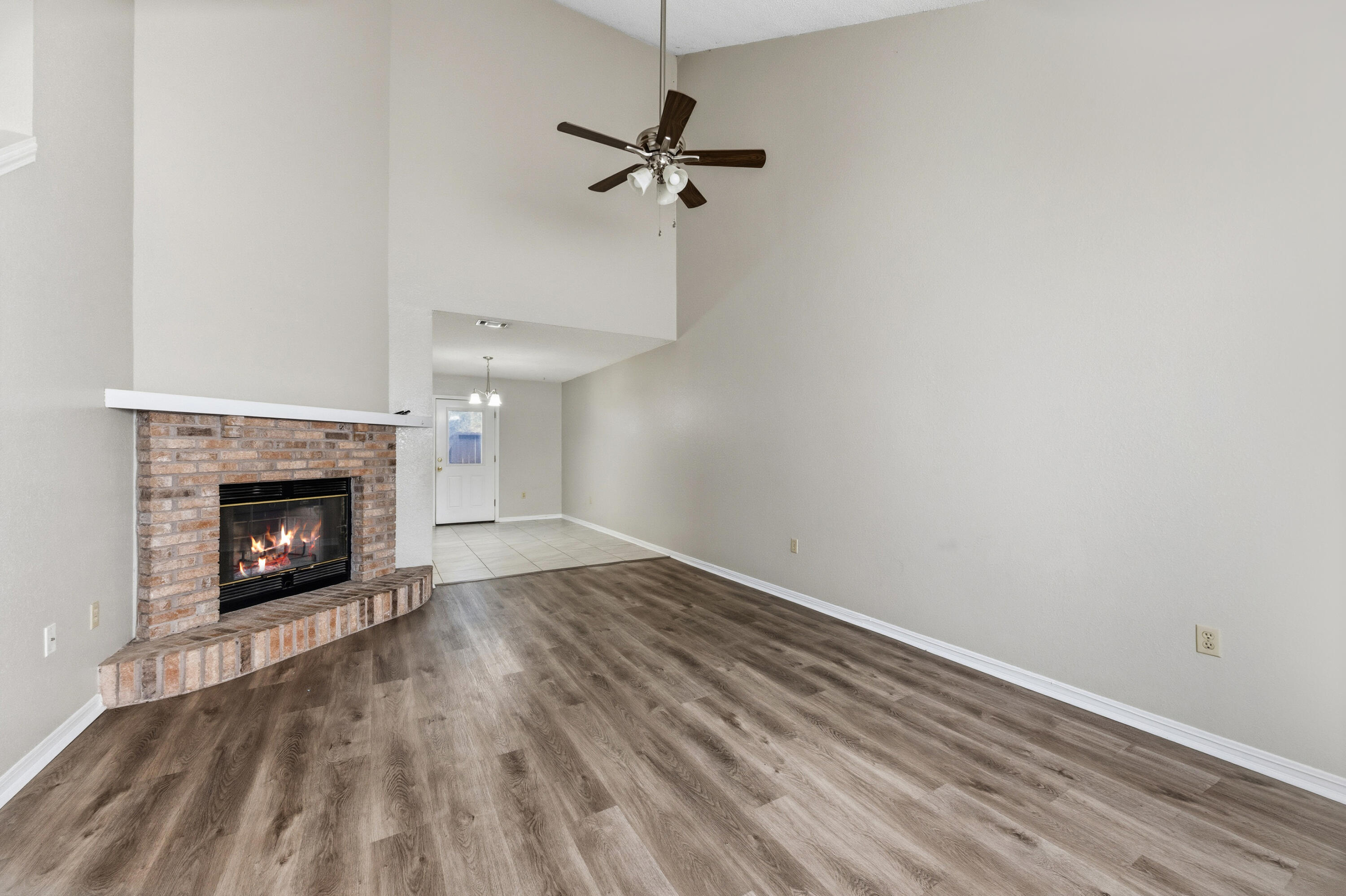 VALLEY T/H - Residential