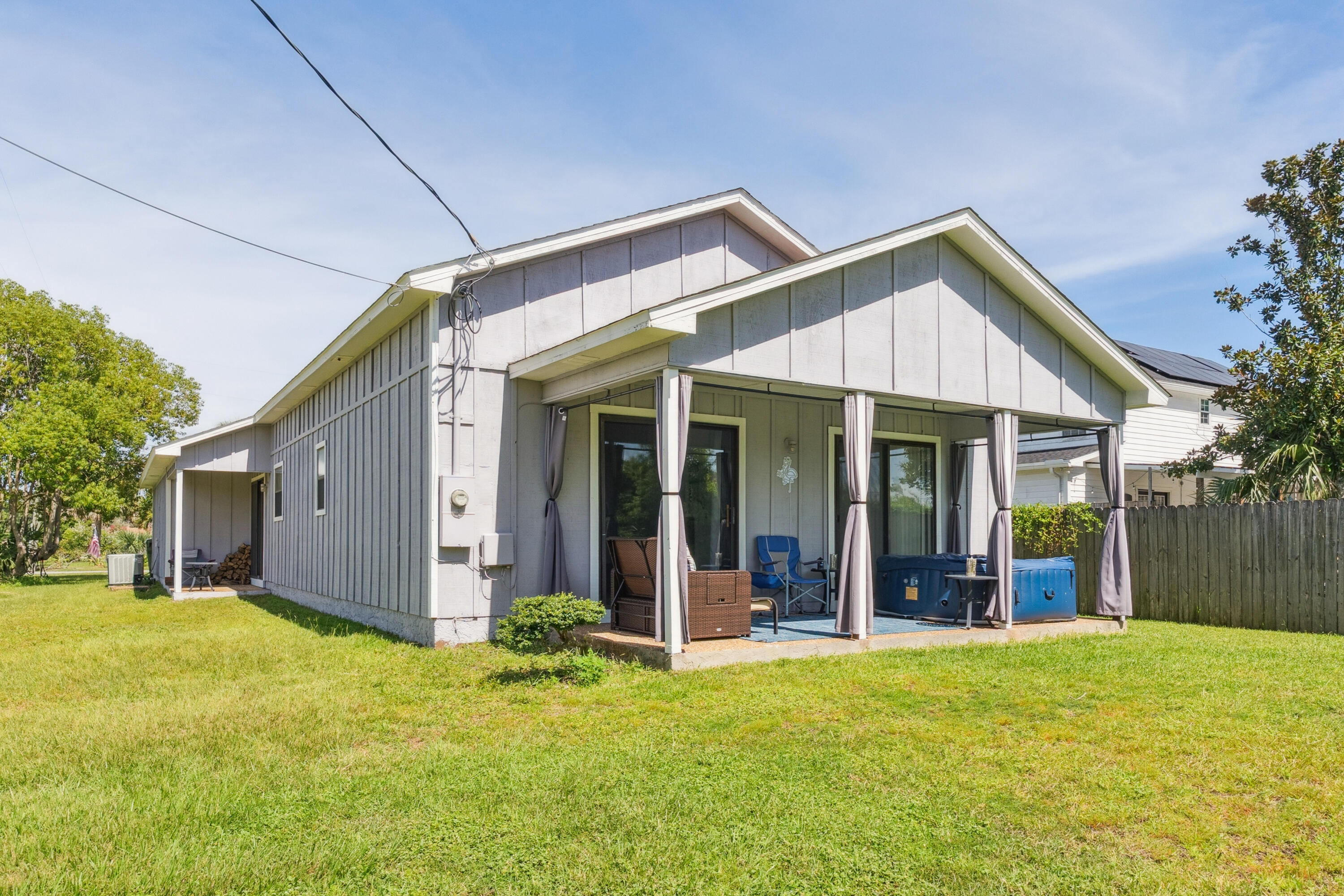 LYNN HAVEN - Residential