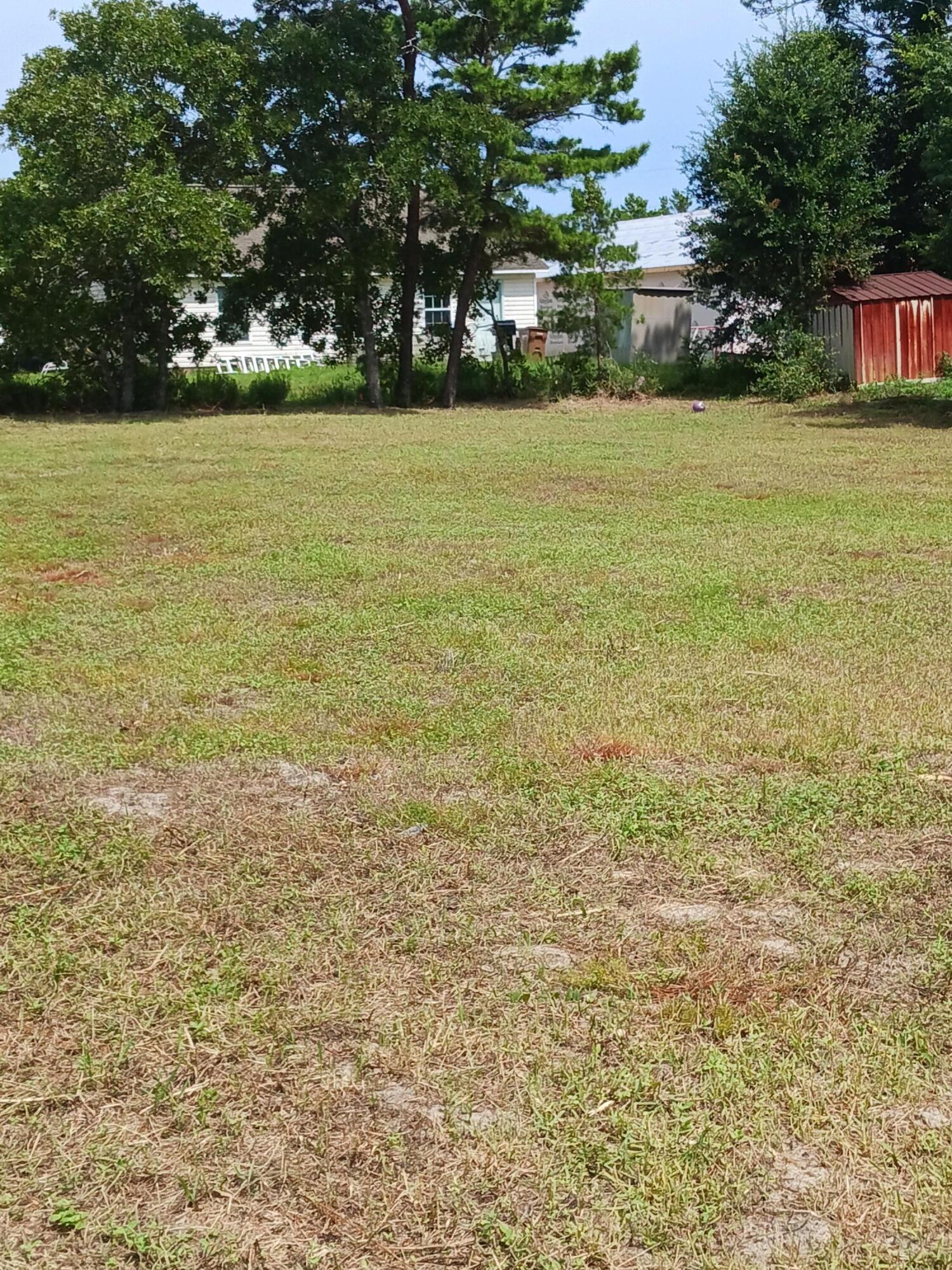 EAST BAY HEIGHTS - Land