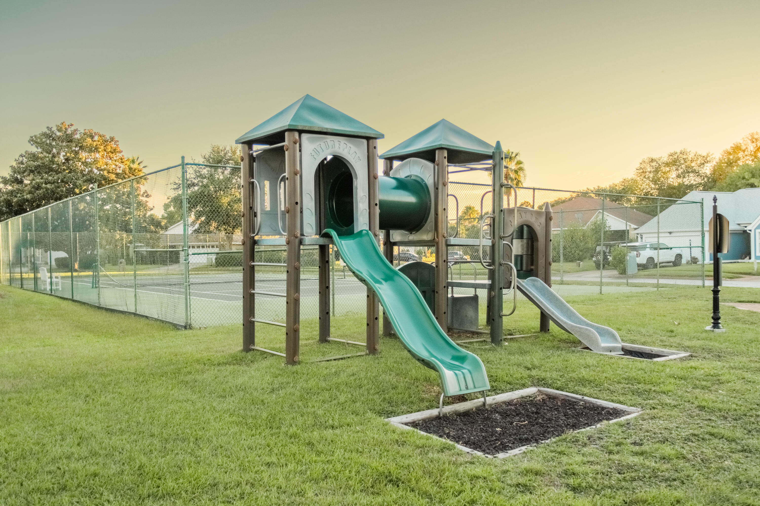 BAYSIDE PH 1 - Residential