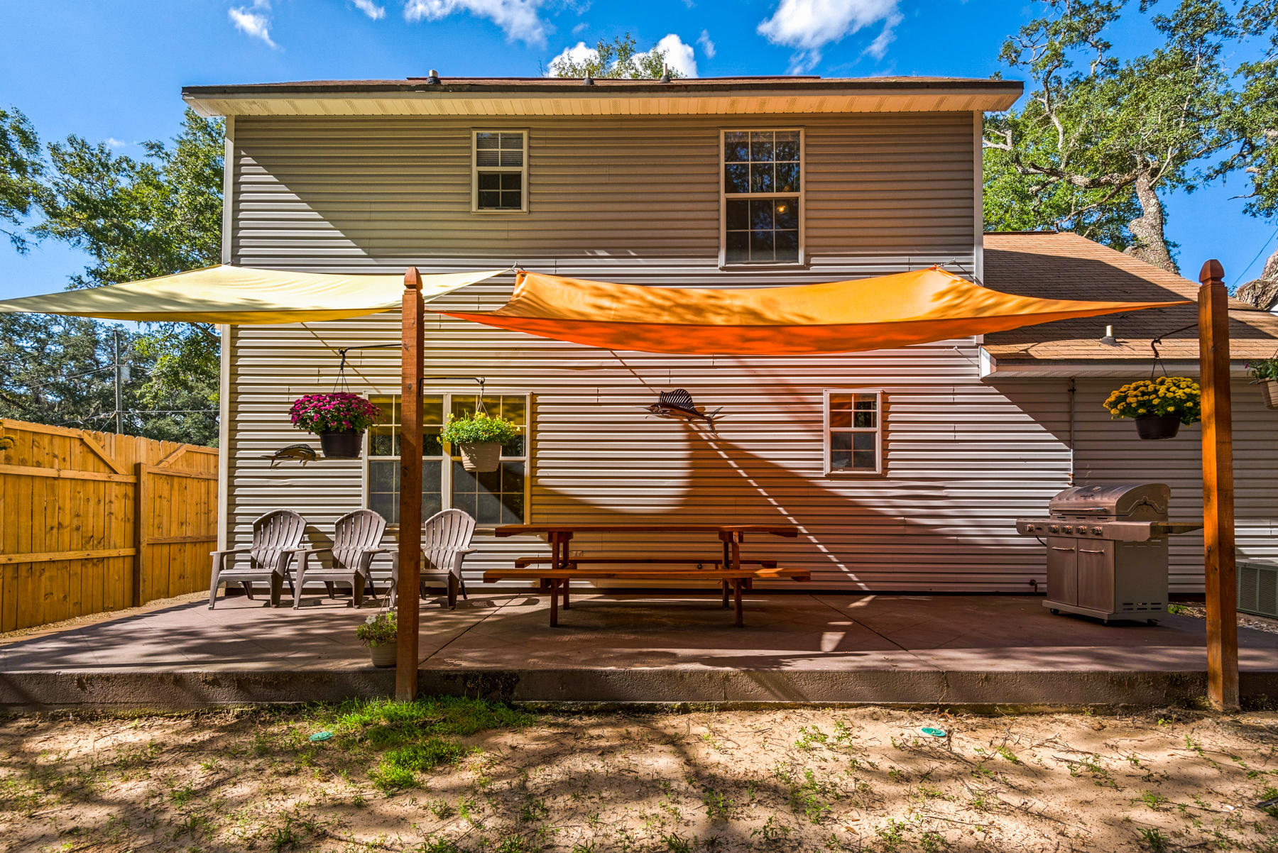 HELMS & ALLEN - Residential