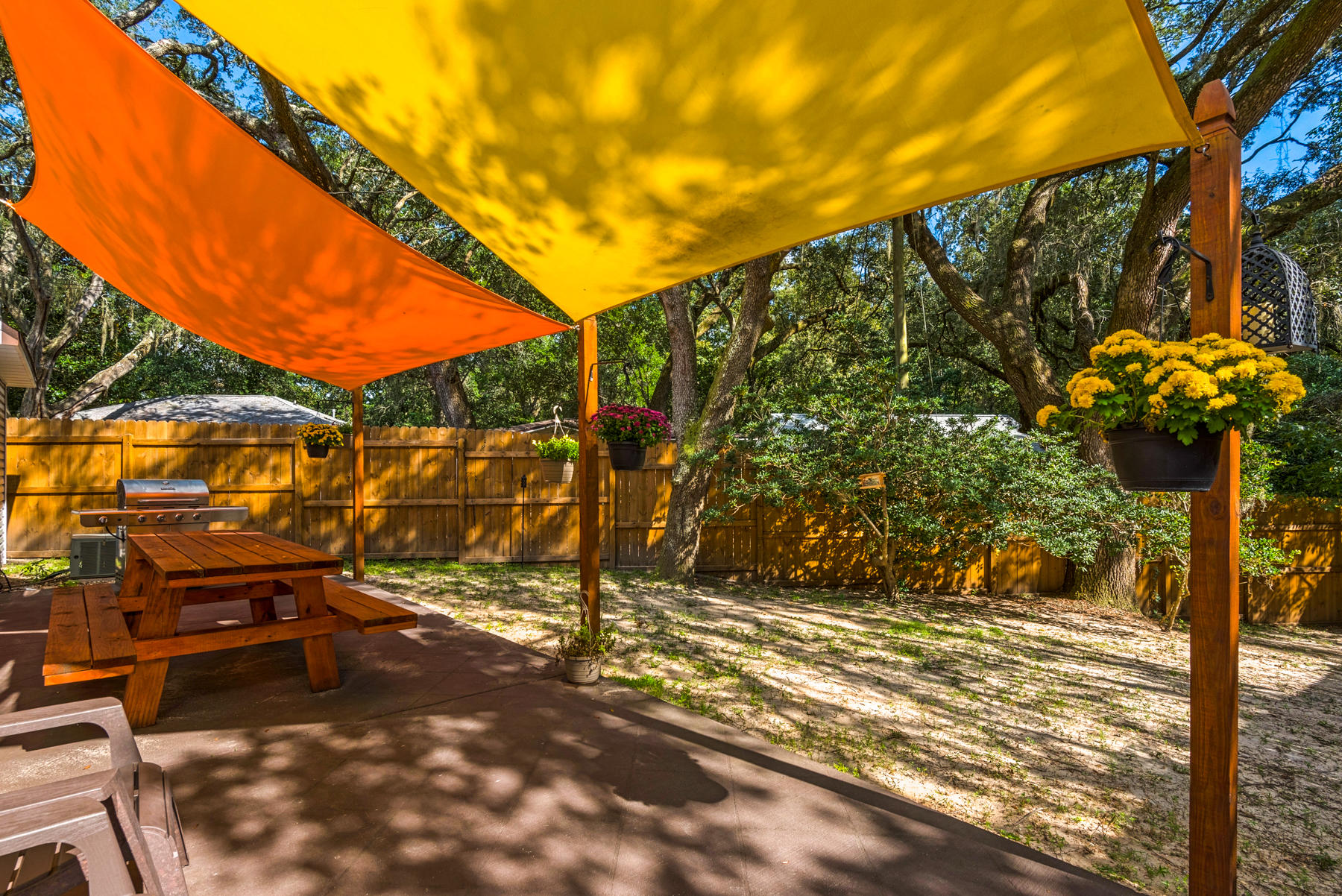 HELMS & ALLEN - Residential